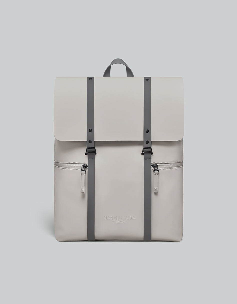 ガストンルーガ GASTON LUGA GASTON LUGA ガストンルーガ Splash スプラッシュ 11-16インチ  バックパック リュック カバン 通勤 通学 出張 軽量 防水 ビーガンレザー 北欧デザイン メンズ レディース ユニセックス ビジネス カジャル 人気 高級 エレガント おしゃれ お祝い ギフト プレゼント 贈り物