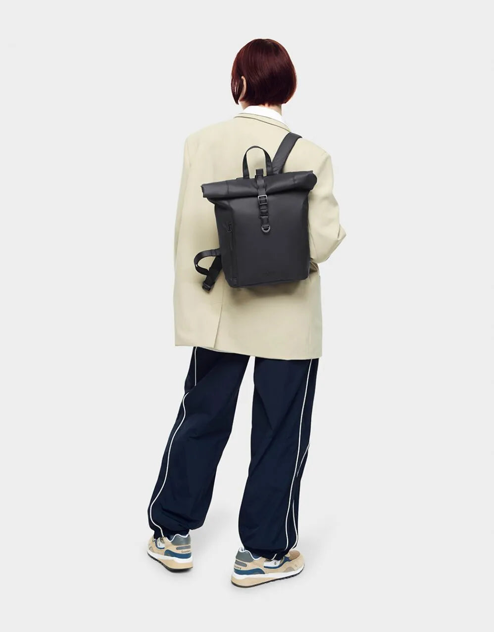 ガストンルーガ GASTON LUGA GASTONLUGA Rullenルーレン mini  バックパック リュック カバン 通勤 通学 出張 軽量 防水 ビーガンレザー 北欧デザイン メンズ レディース ユニセックス ビジネス カジャル 人気 高級 エレガント おしゃれ お祝い ギフト プレゼント 贈り物