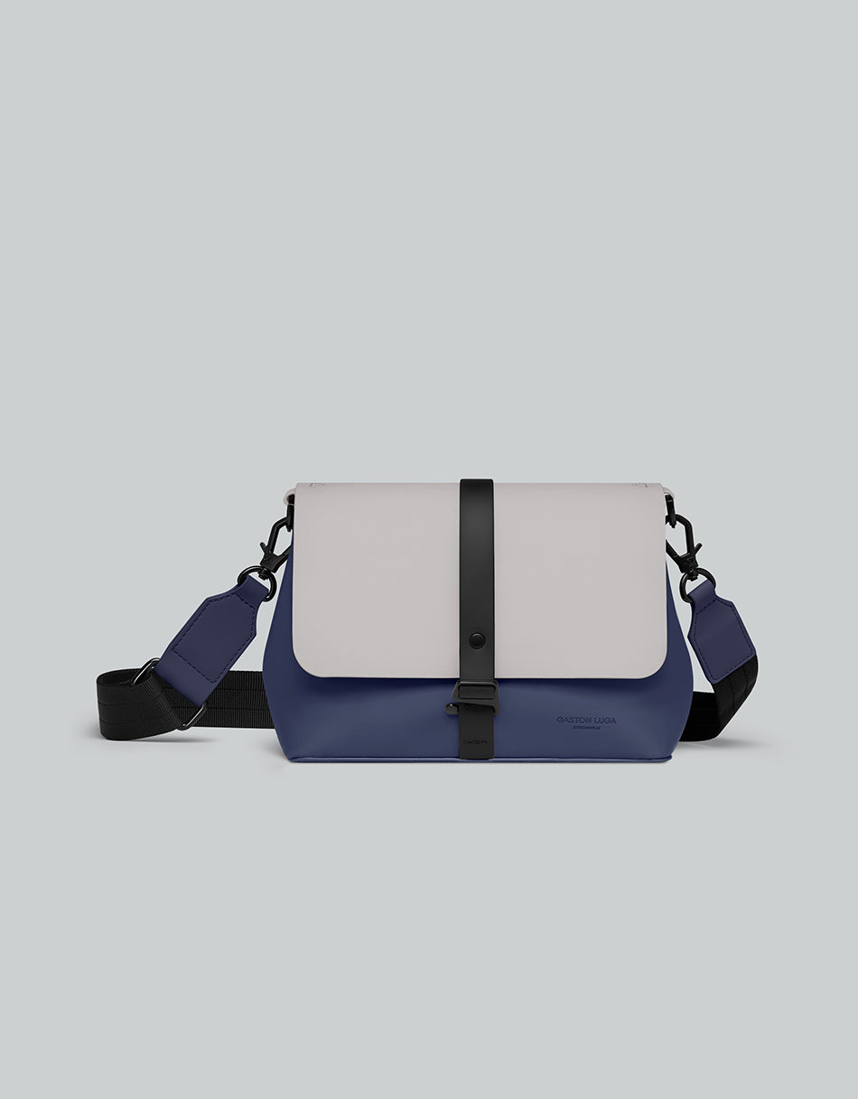 ガストンルーガ GASTON LUGA ガストンルーガ GASTON LUGA 【限定カラー】 Splash Crossbody Bag スプラッシュ クロスボディバッグ メッセンジャーバッグ （ダークブルー×トープ） （ダークブルー×トープ） ダークブルー×トープ