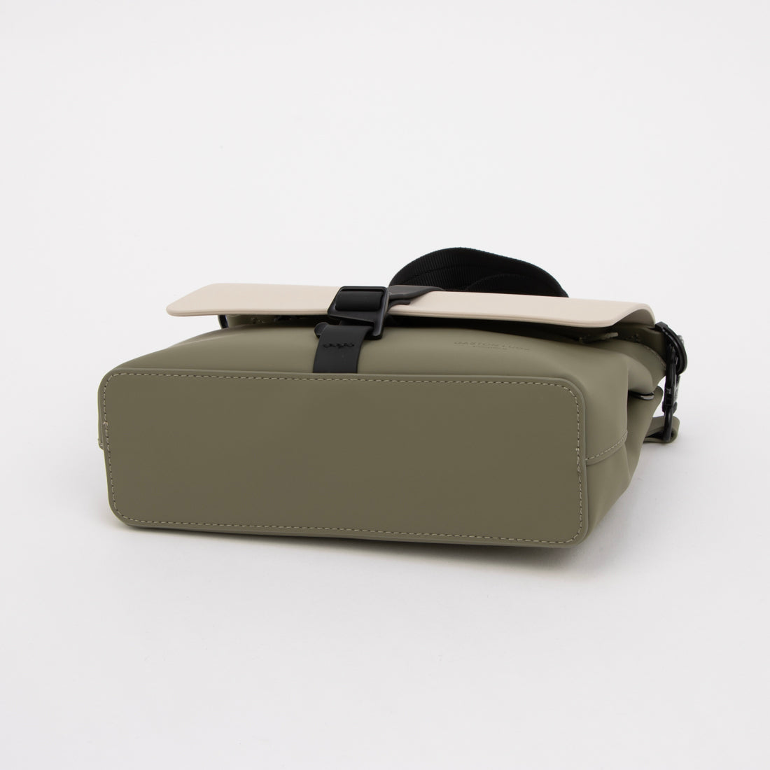 ガストンルーガ GASTON LUGA ガストンルーガ GASTON LUGA 【限定カラー】 Splash Crossbody Bag スプラッシュ クロスボディバッグ メッセンジャーバッグ （クラウドクリーム×セージ） （クラウドクリーム×セージ） クラウドクリーム×セージ