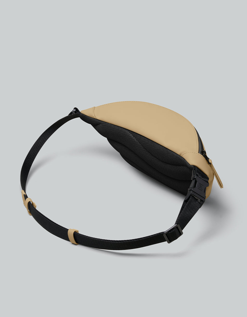 ガストンルーガ GASTON LUGA ガストンルーガ GASTON LUGA【限定カラー】 GASTON LUGA ガストンルーガ 【公式】Splash Bum Bag スプラッシュ バムバッグ （ブラック） （ラテ） ラテ