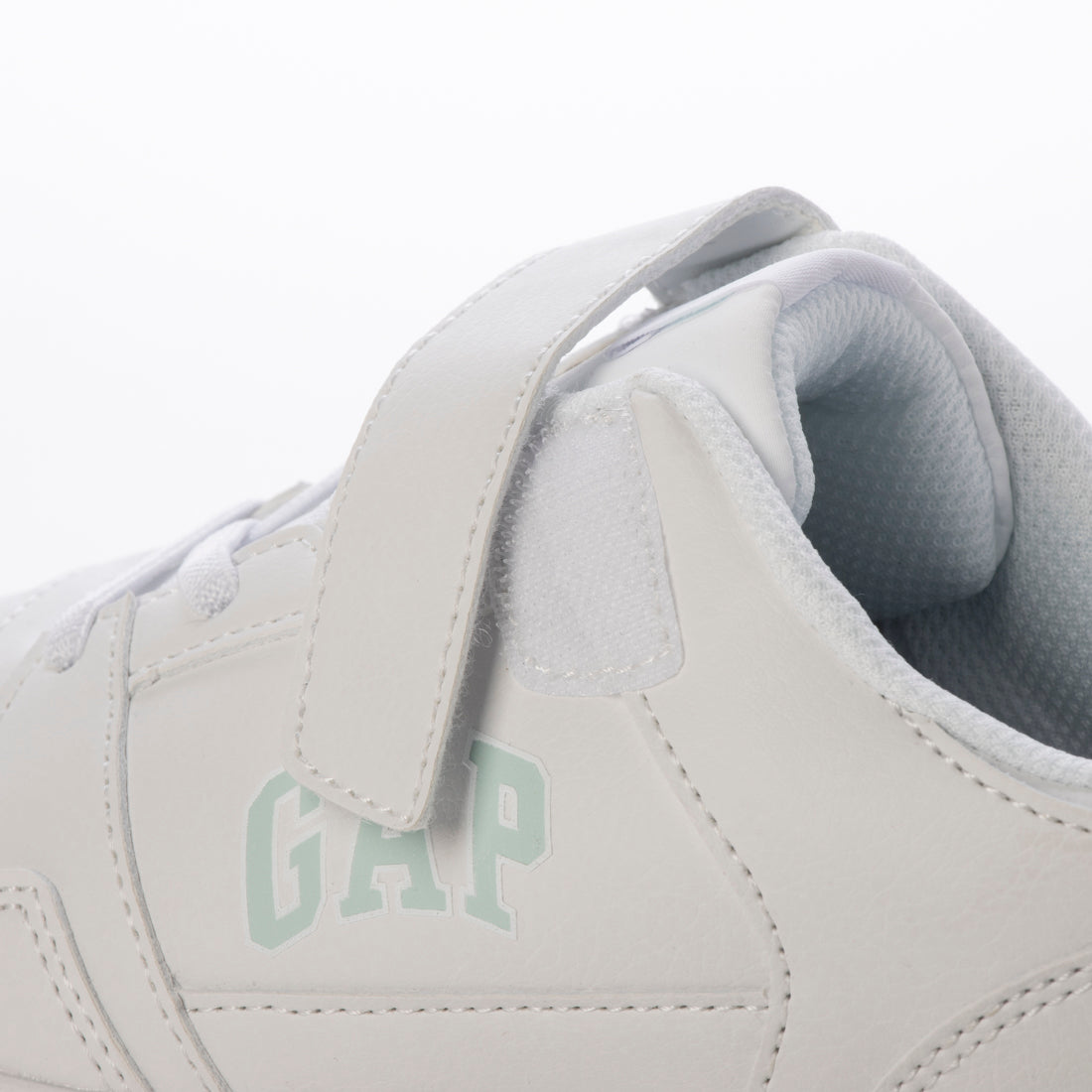 ギャップ GAP コートタイプ ローカットスニーカー