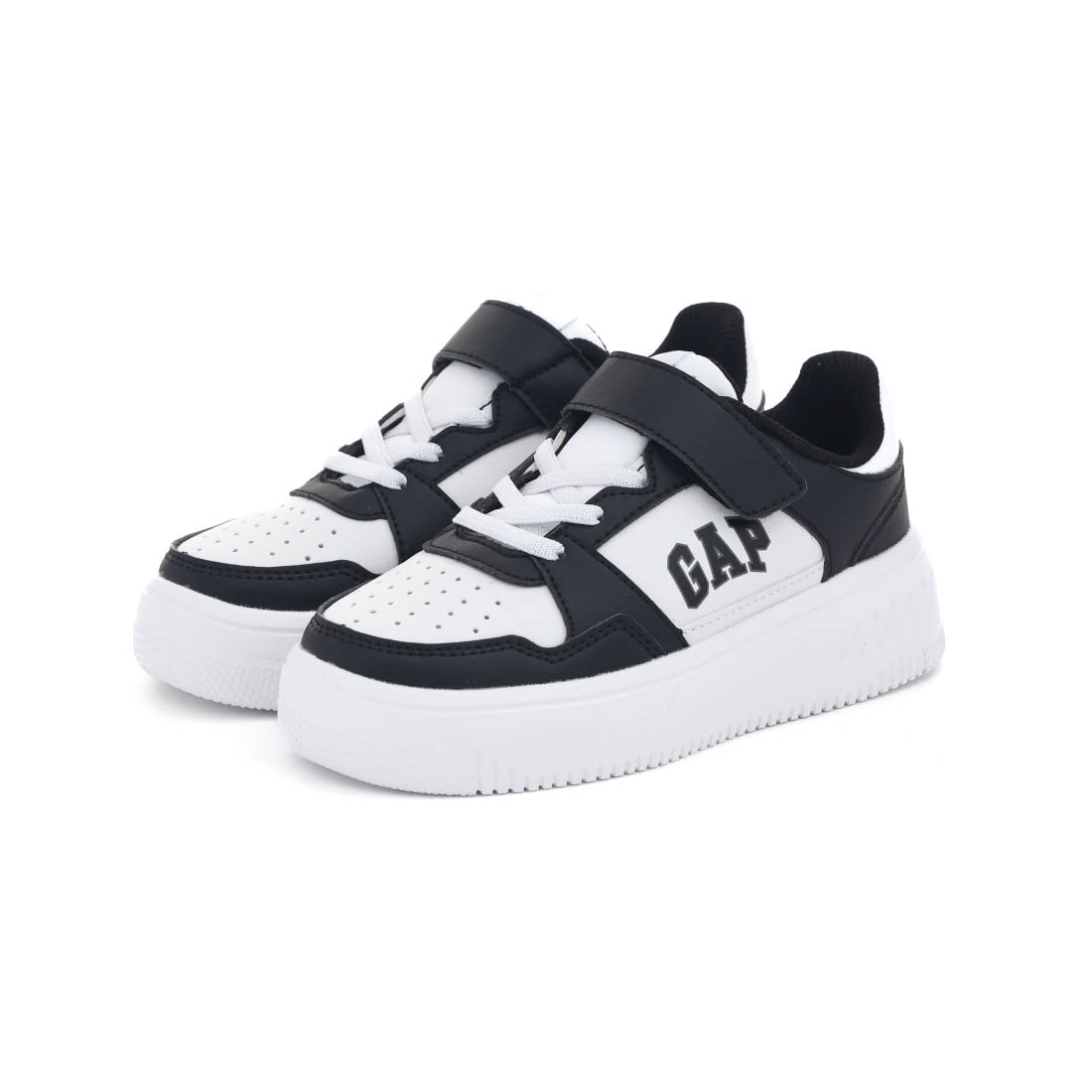 ギャップ GAP キッズ ジュニア スニーカー GPK52504 ローカット コートシューズ マジックテープ 軽い 運動 子供靴 （ホワイト/ブラック） ホワイト/ブラック