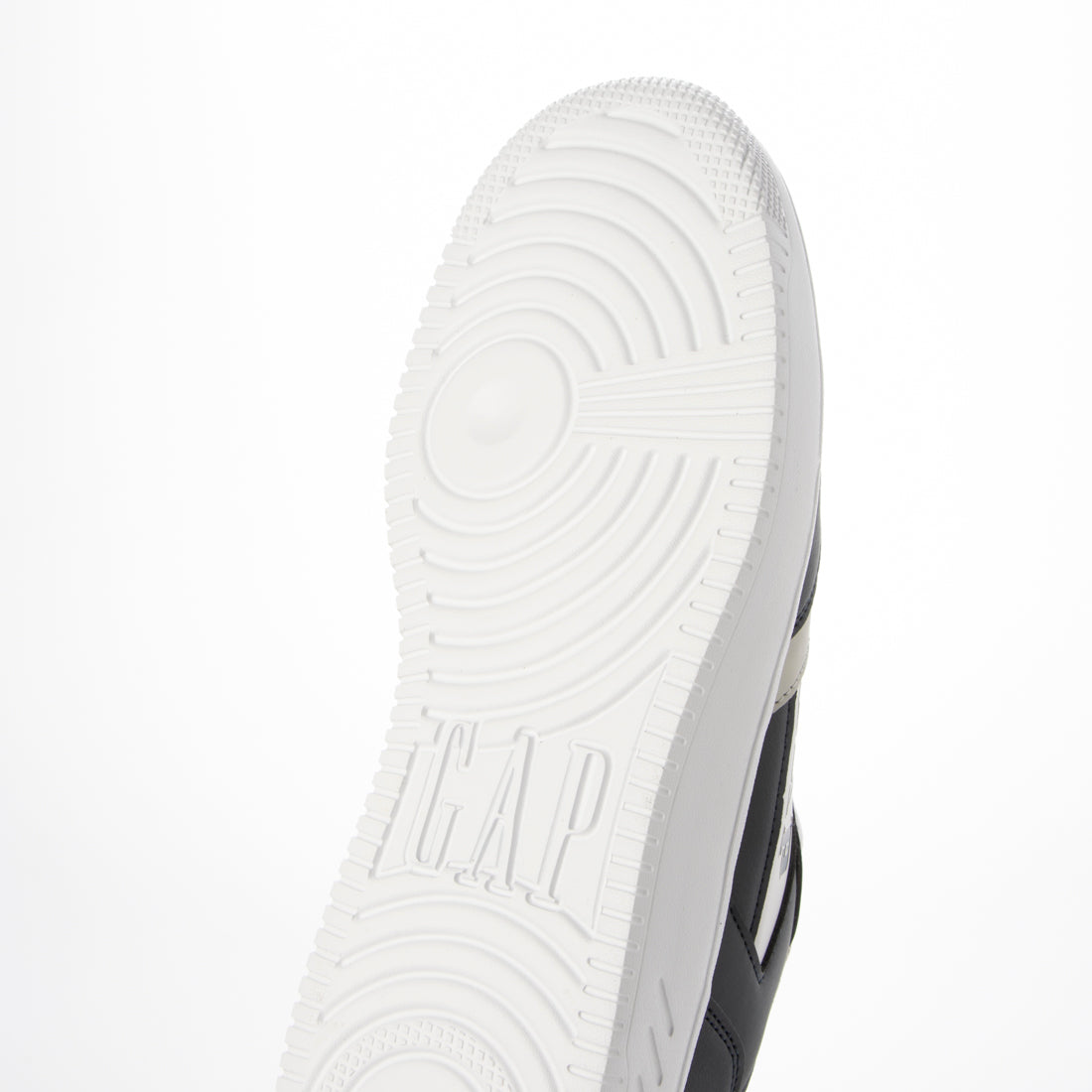GAP　軽量 ローカットスニーカー　GPU52411C