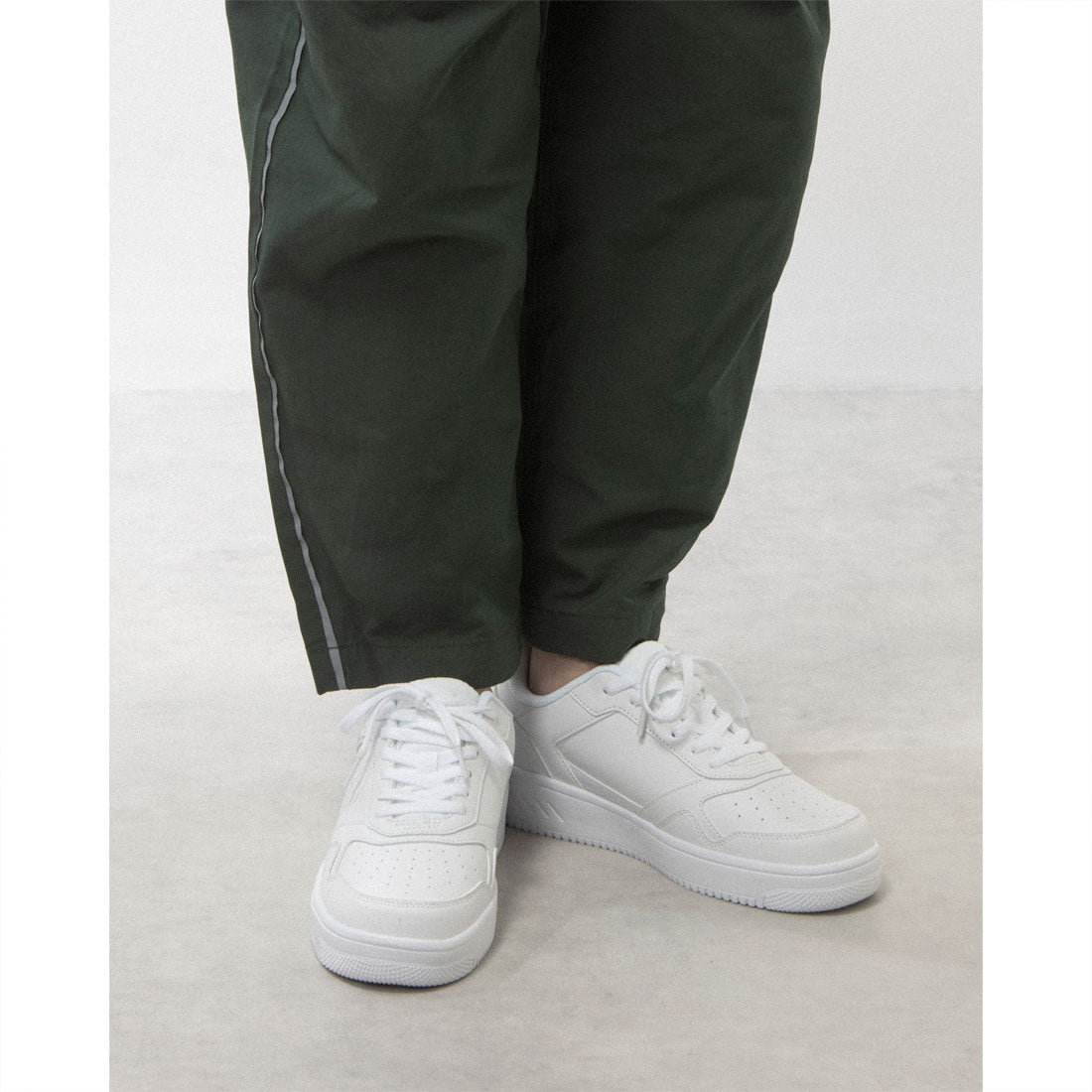 GAP　軽量 ローカットスニーカー　GPU52411C