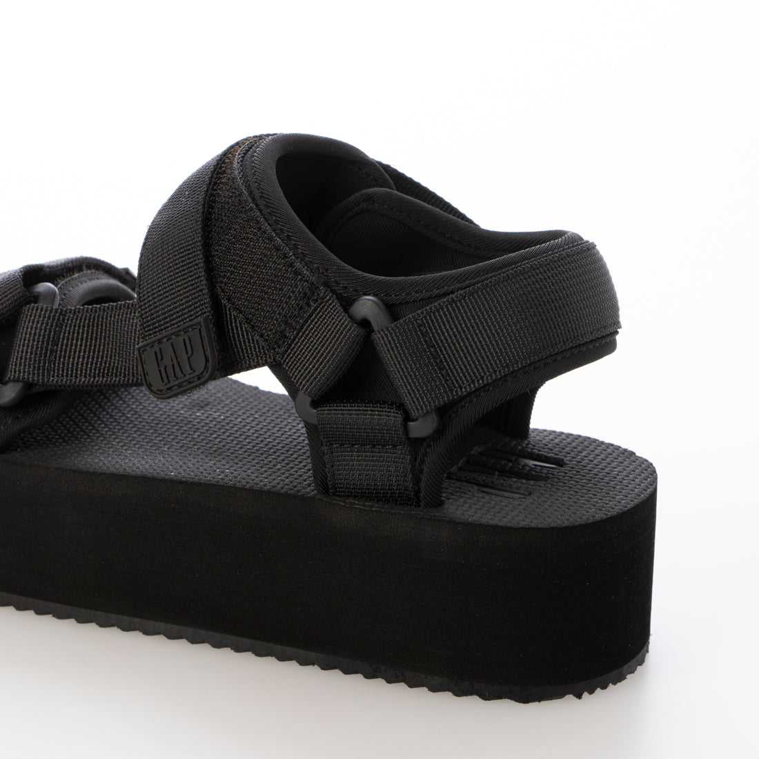 ギャップ GAP 厚底スポーツサンダル （BLK） BLK