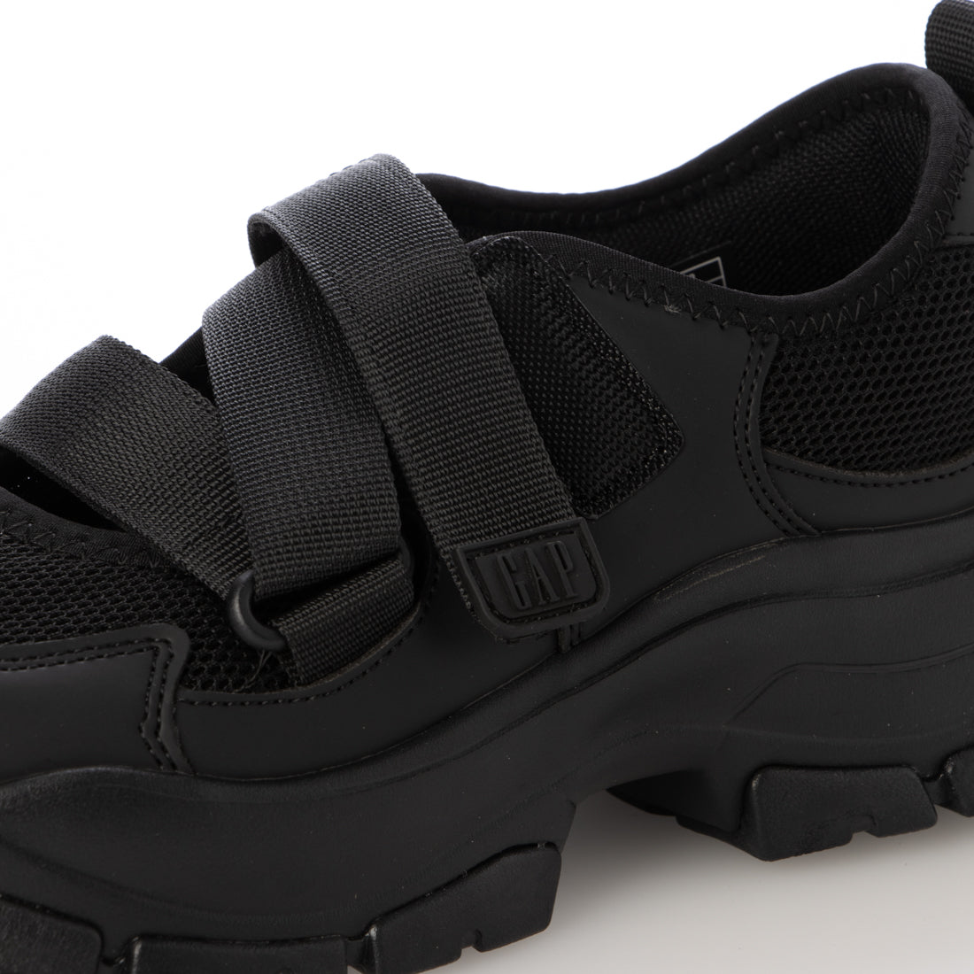 ギャップ GAP ベルクロスニーカー （BLK） BLK
