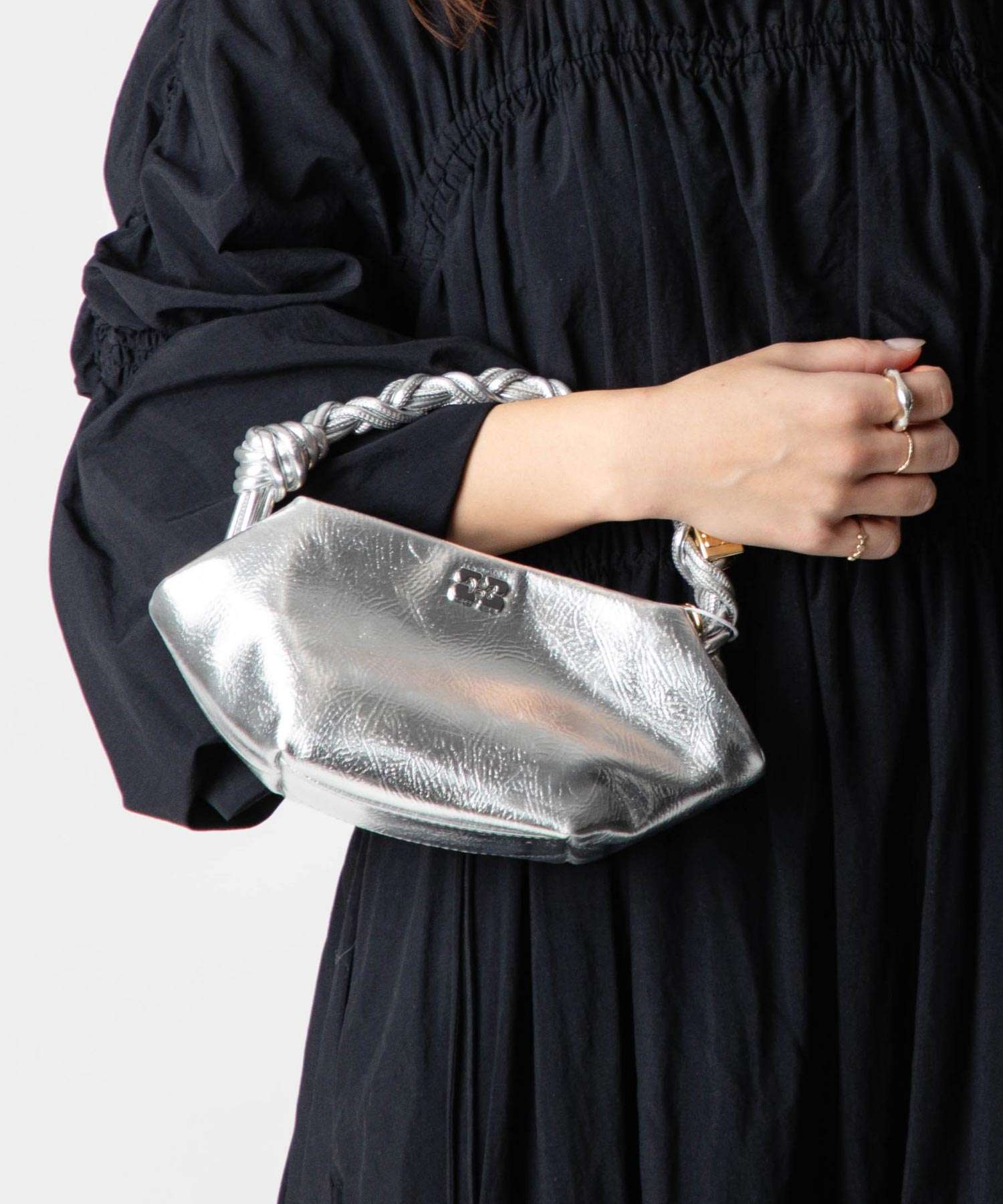 ガニー GANNI ガニー GANNI A6595 ショルダーバッグ Bou Bag Mini Metallic レディース バック ミニバッグ ハンドバッグ （シルバー） シルバー
