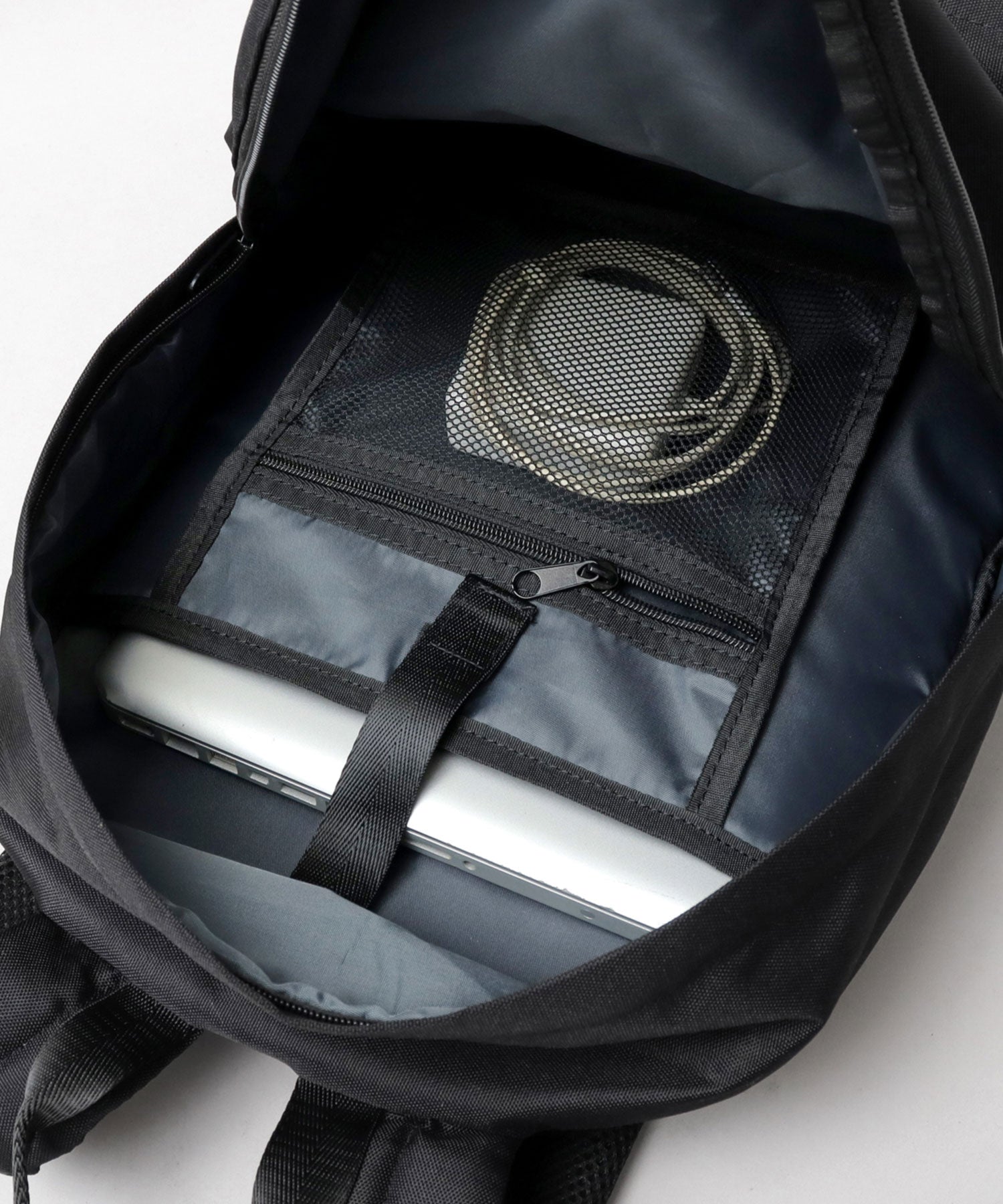 ジェリー GERRY 撥水加工 リサイクルポリエステル REPREVE デイパック リュック 通勤バッグ PCバッグ