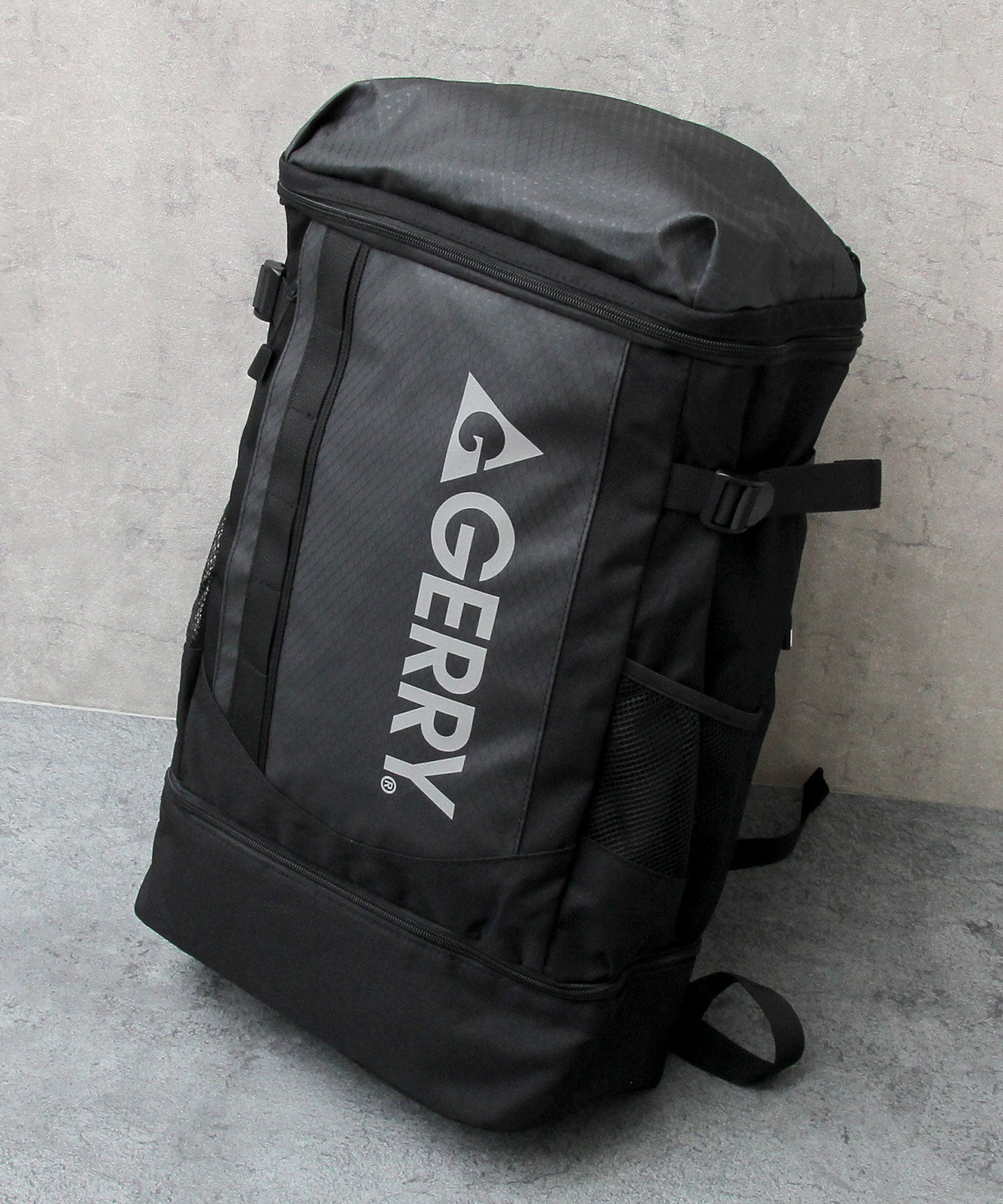 ジェリー GERRY レインカバー付き / ビッグサイズ ボックス型 バックパック / 大容量 / シューズ収納可