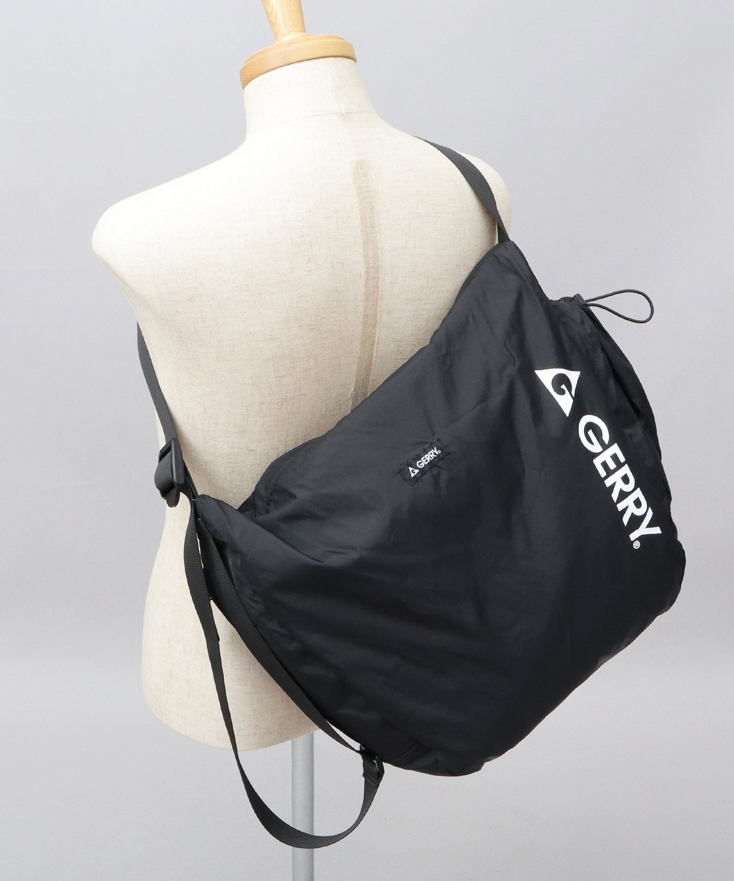 GERRY Shoulder Bag Men's Bag Black Large Capacity Bigger Crossbody