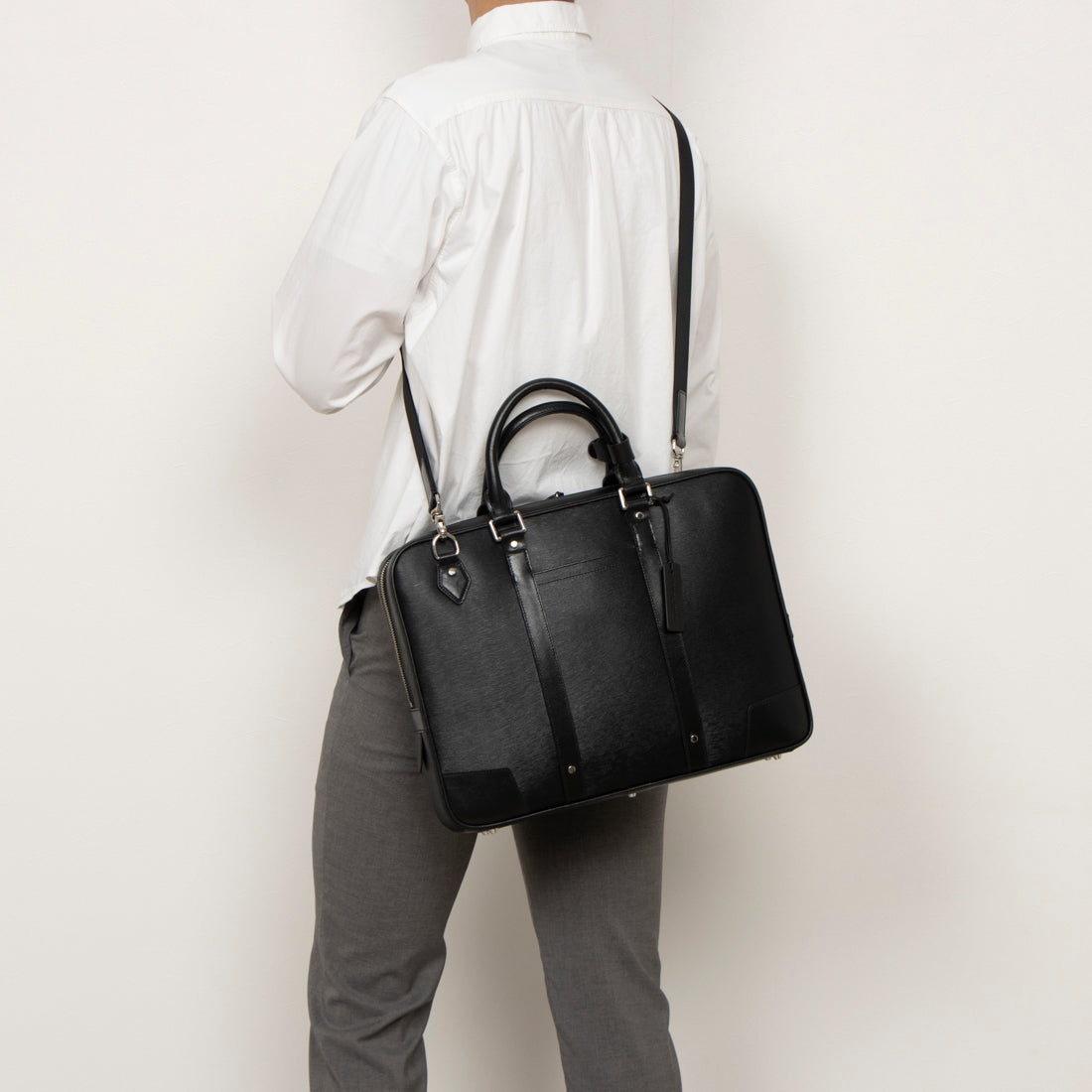 ジェニュインレザー Genuine Leather 本革2WAYブリーフバッグ （ブラック） ブラック