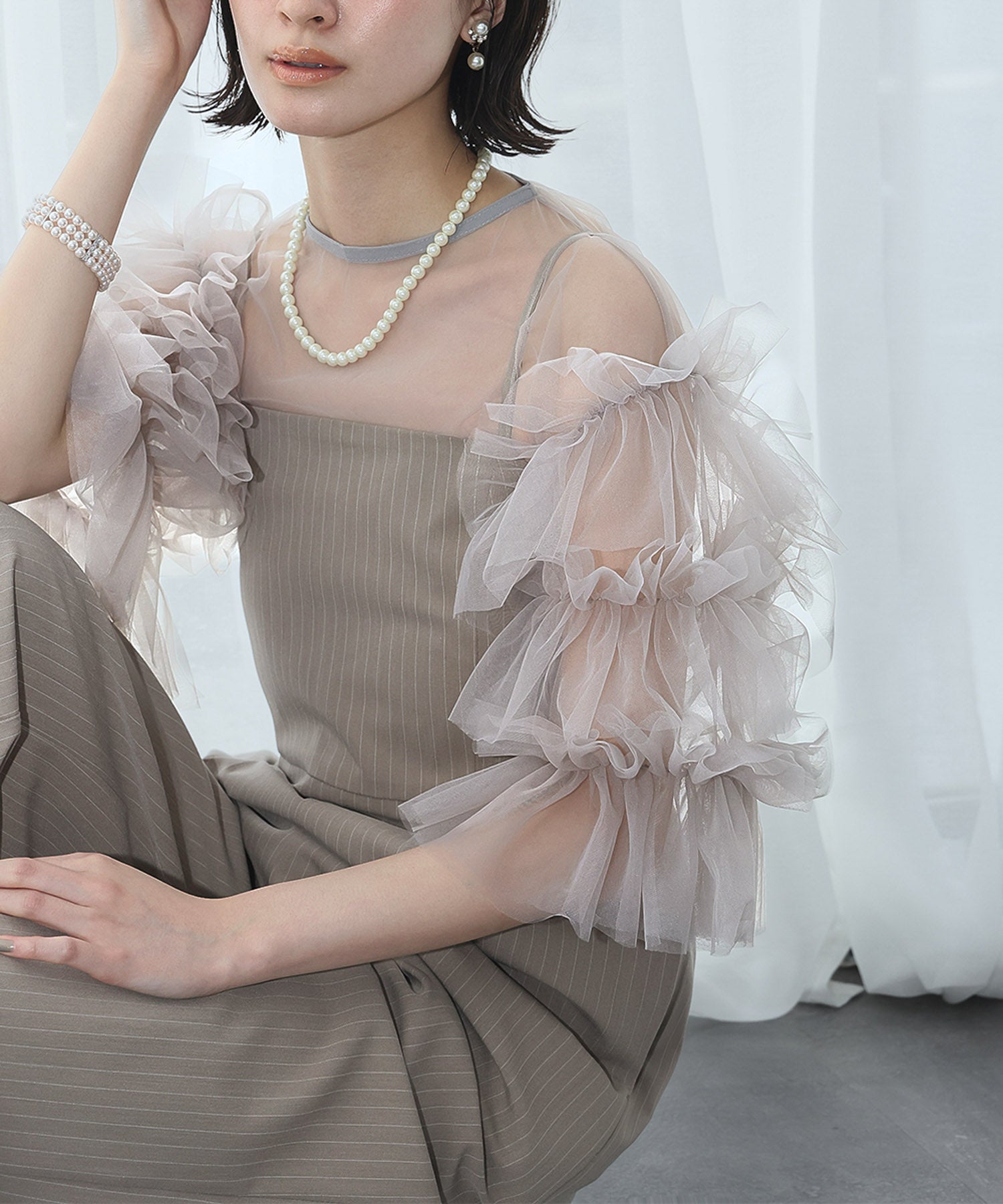 ガール GIRL チュールボリュームスリーブトップス 結婚式 パーティー オケージョン お呼ばれ （グレー） グレー