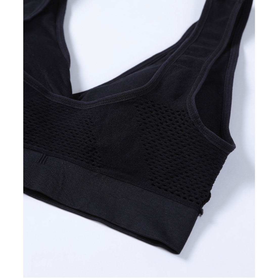 Global Japan Air Fit Light Bra, same color, 3 pack