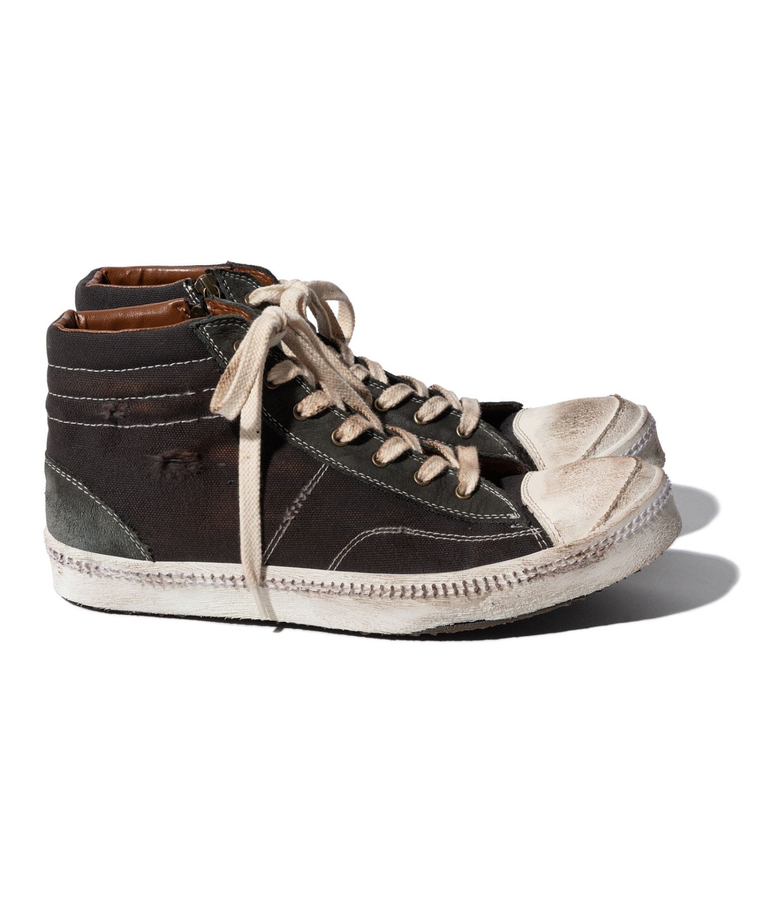 gram glamb Grunge sneakers