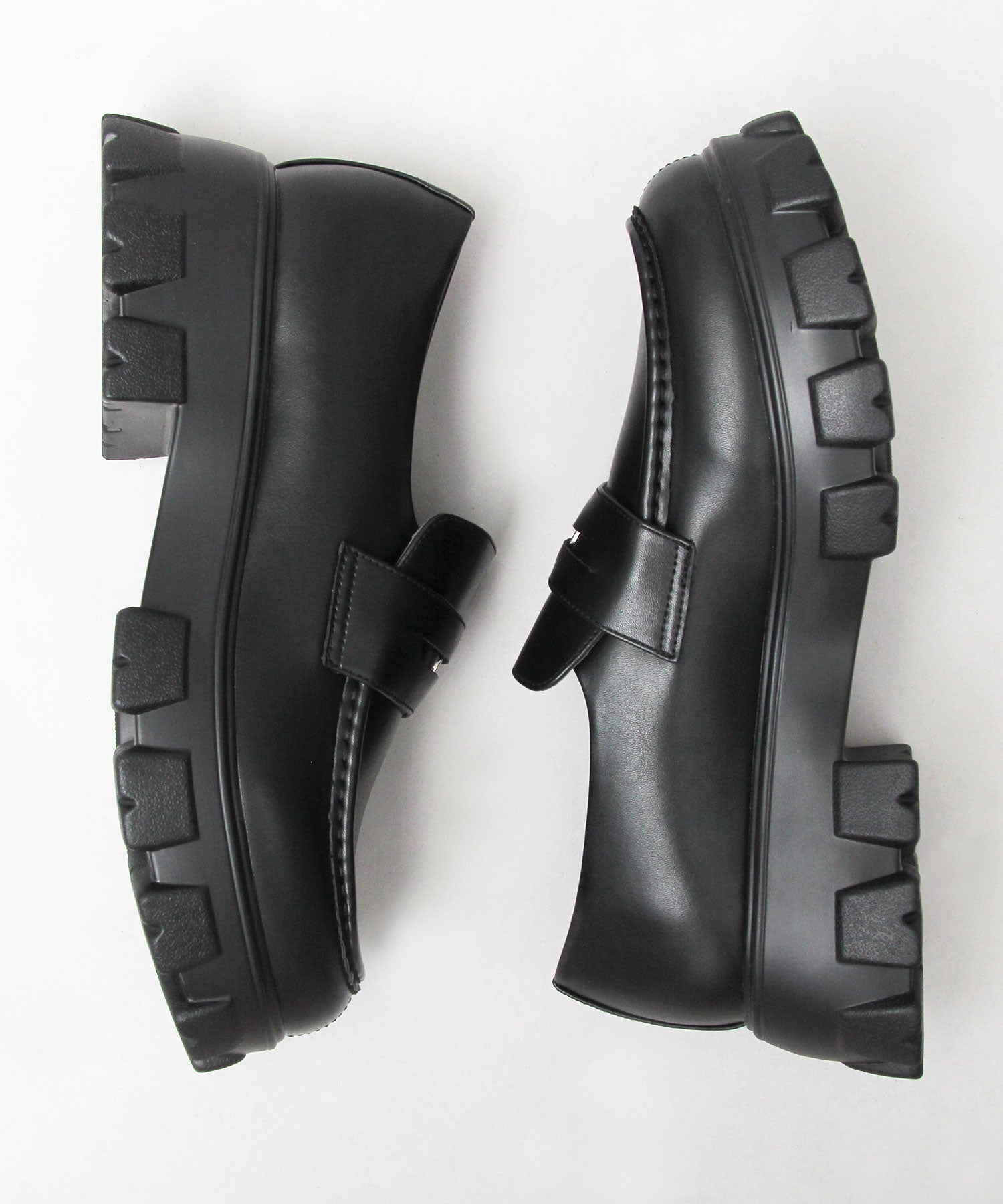 グラベラ glabella コインローファー 厚底 ローファー トラックソール 黒 （ブラック A） ブラック₋A