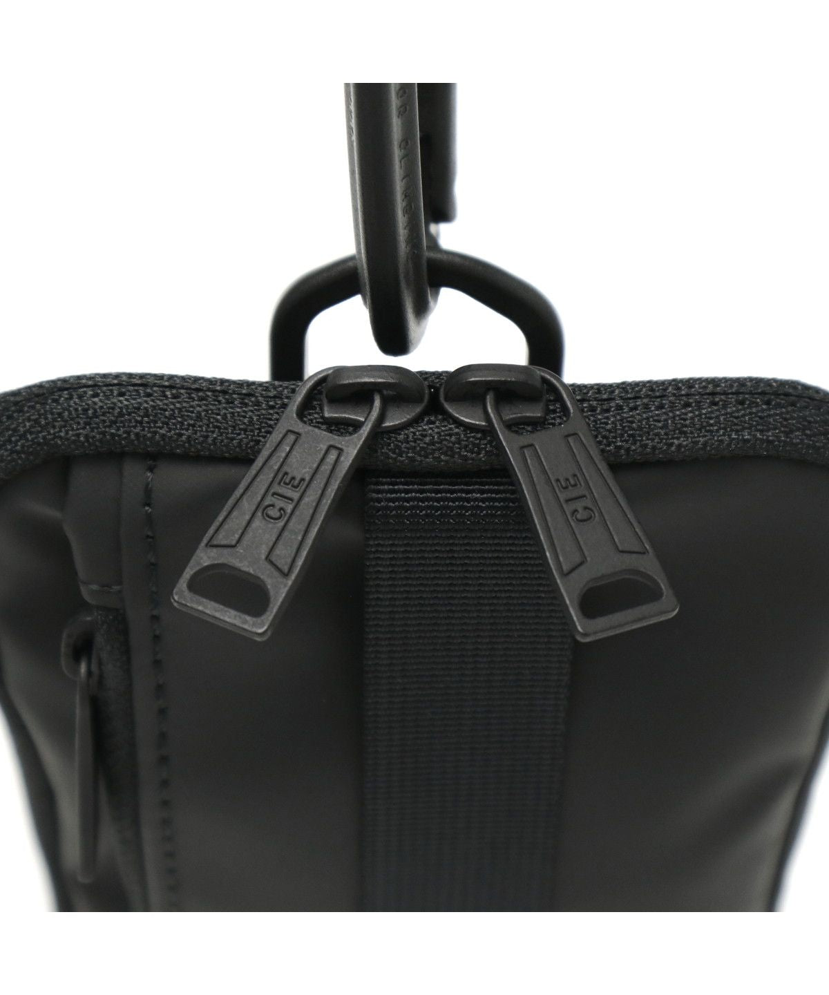 シー CIE シー ショルダーバッグ 小さめ CIE GRID3 MOBILE SHOULDER BAG ショルダーポーチ スマホショルダー 20代 日本製 032060 （ブラック） ブラック