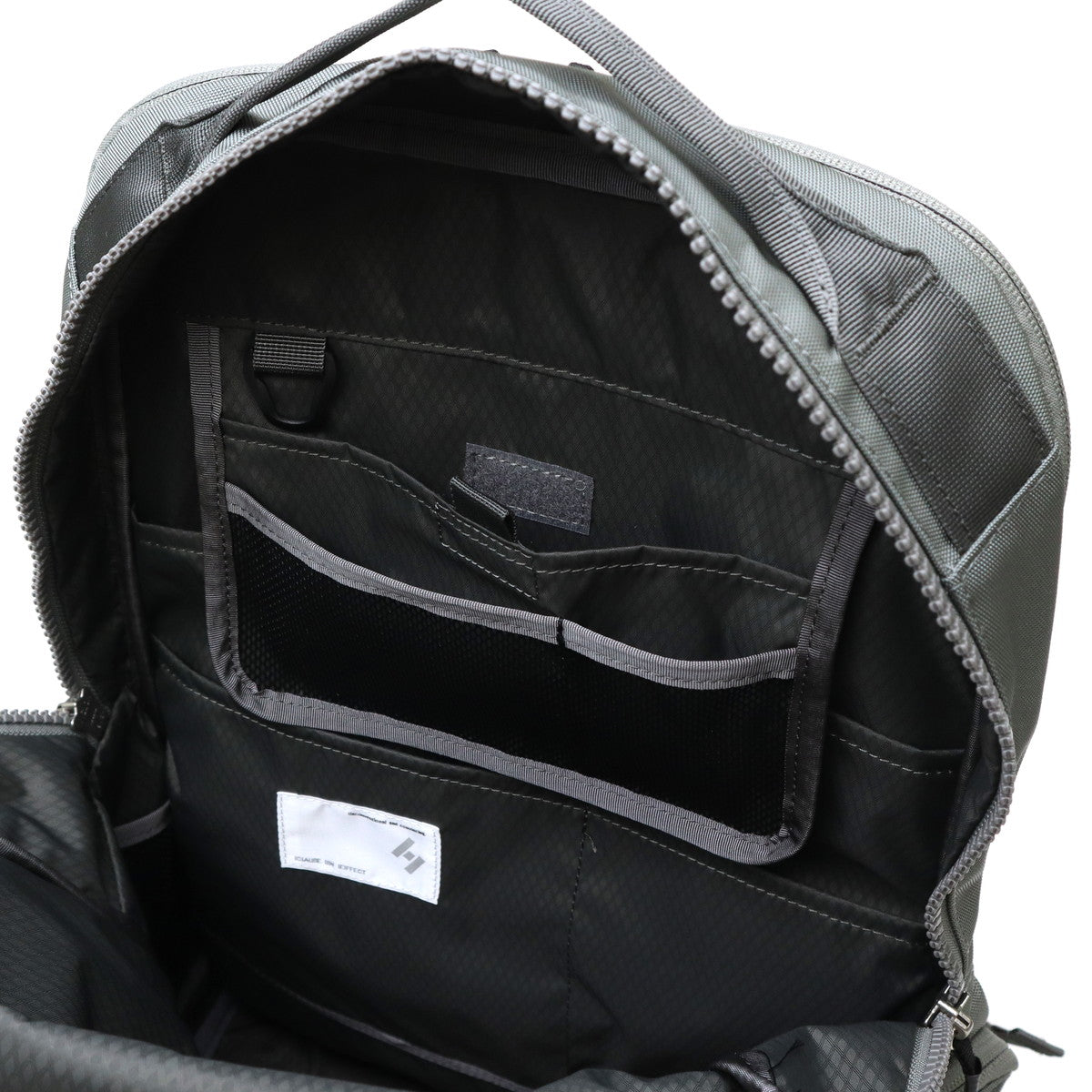 シー CIE リュック メンズ レディース 大容量 バックパック バッグ デイパック 高級感 撥水ファスナー PC収納 通勤 通学 B4 18L 15inch ABLE BACKPACK -01 202400 （BLACK） BLACK