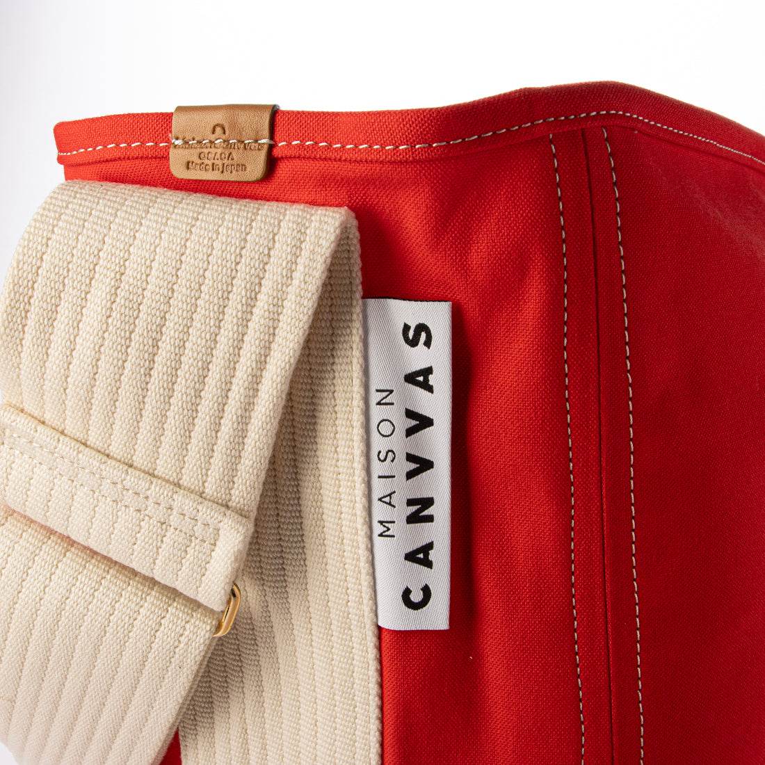 メゾンキャンバス MAISON CANVVAS M1011 MAISON CVS SHOULDER L （レッド） レッド
