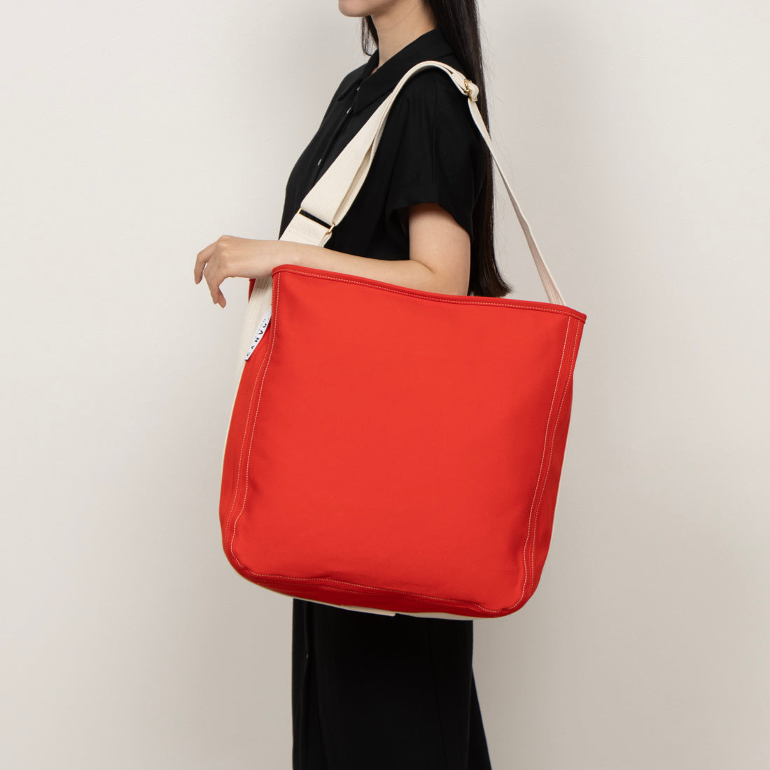 メゾンキャンバス MAISON CANVVAS M1011 MAISON CVS SHOULDER L （レッド） レッド