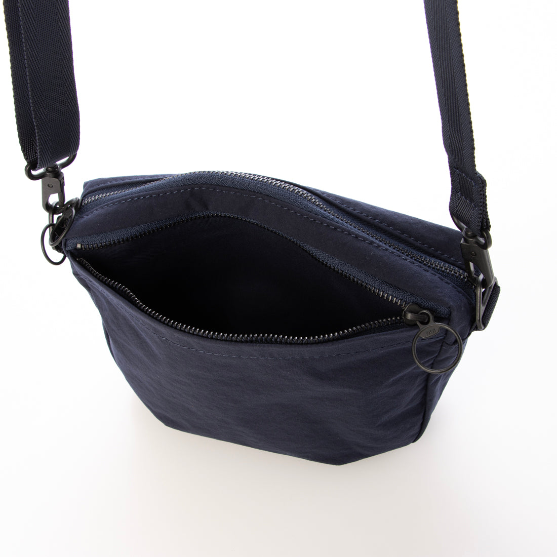 メゾンキャンバス MAISON CANVVAS M1097 MAISON CVS NYLON SHLDR S （ネイビー） ネイビー