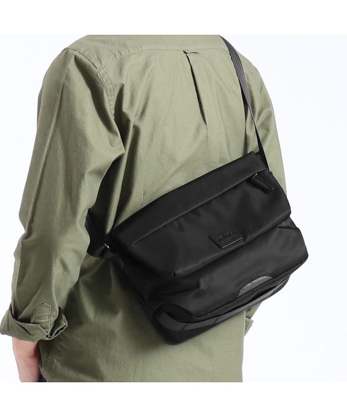 マンハッタンポーテージ ブラックレーベル Manhattan Portage/BLACK LABEL 【日本正規品】マンハッタンポーテージ ブラックレーベル ショルダーバッグ Manhattan Portage BLACK LABEL MP1616TWLBL （ブラック） ブラック