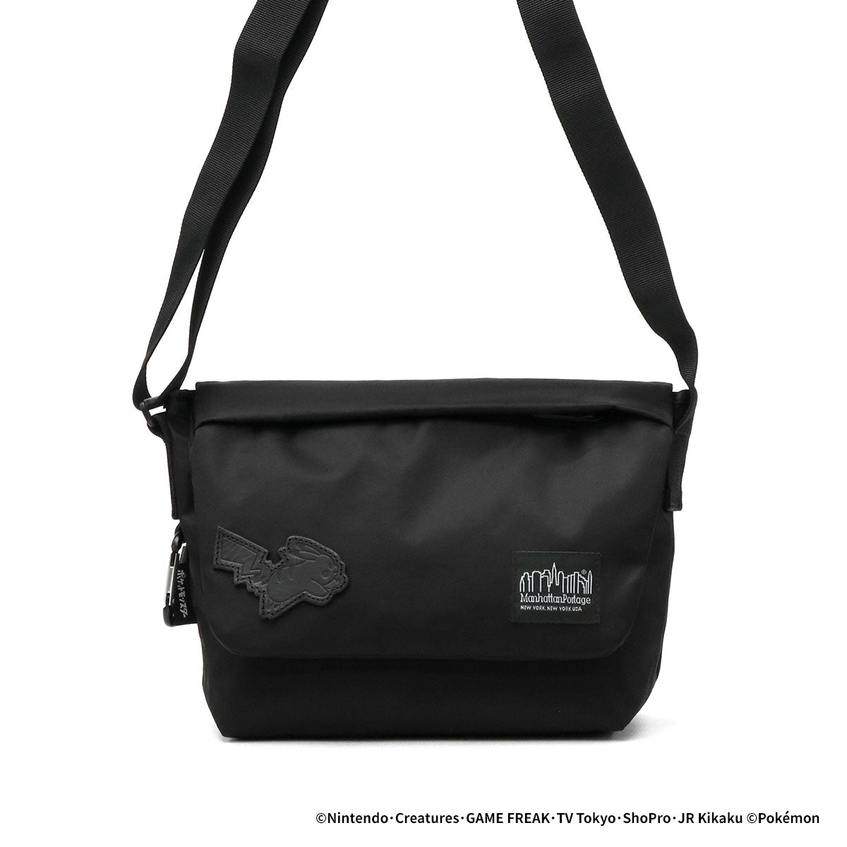 マンハッタンポーテージ ブラックレーベル Manhattan Portage/BLACK LABEL 日本正規品 メッセンジャーバッグ メンズ レディース 斜めがけ ブランド A5 IRVING MESSENGER BAG TWL POKEMON MP2600LTWLBLPKMN （Black） Black