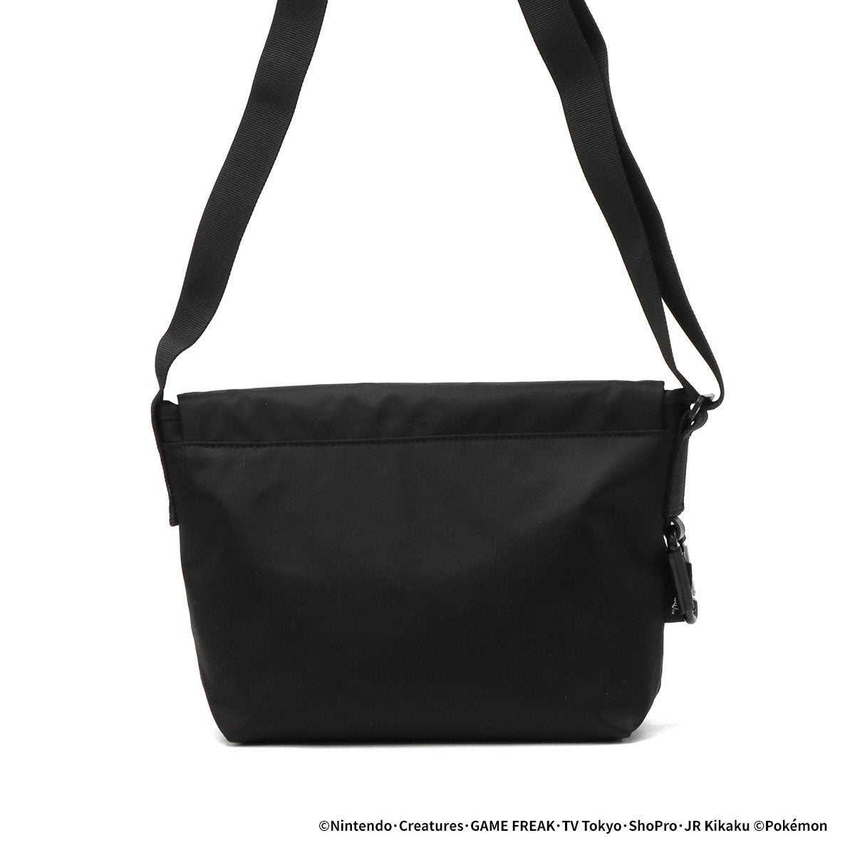 マンハッタンポーテージ ブラックレーベル Manhattan Portage/BLACK LABEL 日本正規品 メッセンジャーバッグ メンズ レディース 斜めがけ ブランド A5 IRVING MESSENGER BAG TWL POKEMON MP2600LTWLBLPKMN （Black） Black