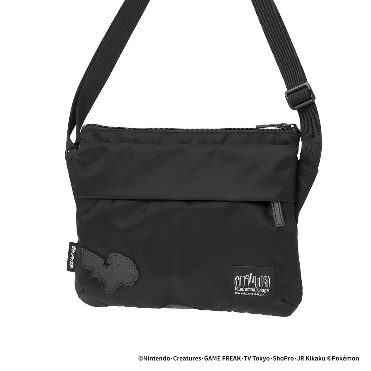 マンハッタンポーテージ ブラックレーベル Manhattan Portage/BLACK LABEL 日本正規品 ショルダーバッグ メンズ レディース 斜めがけ 軽量 ポケモン A5 KENSINGTON SHOULDER BAG TWL POKEMON MP1095TWLBLPKMN （Black） Black