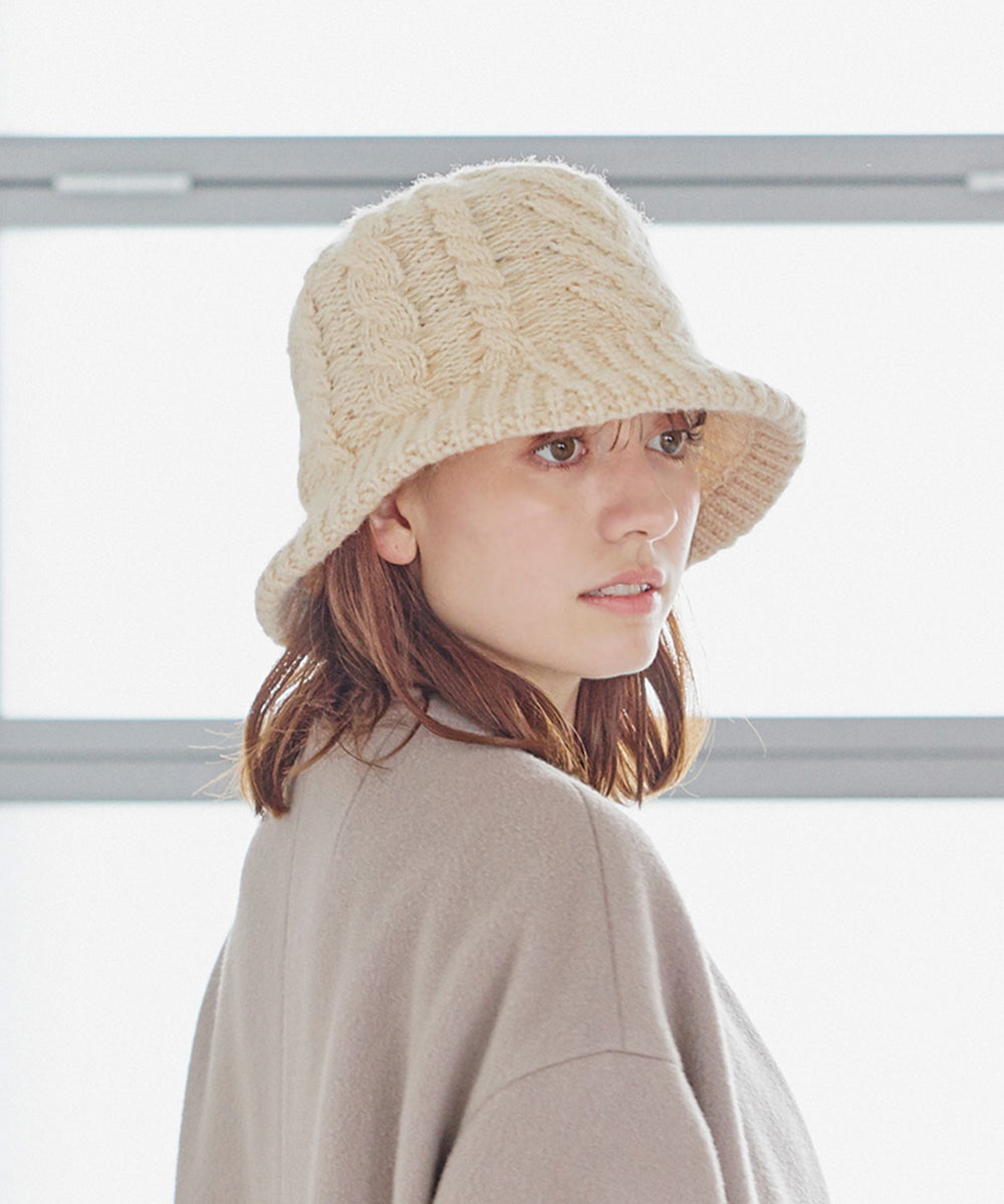 Milsa milsa cable knit hat