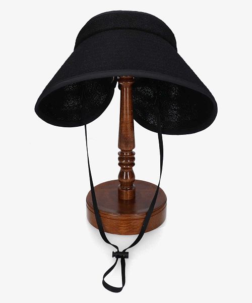 Milsa milsa, the wind won't blow, dot visor