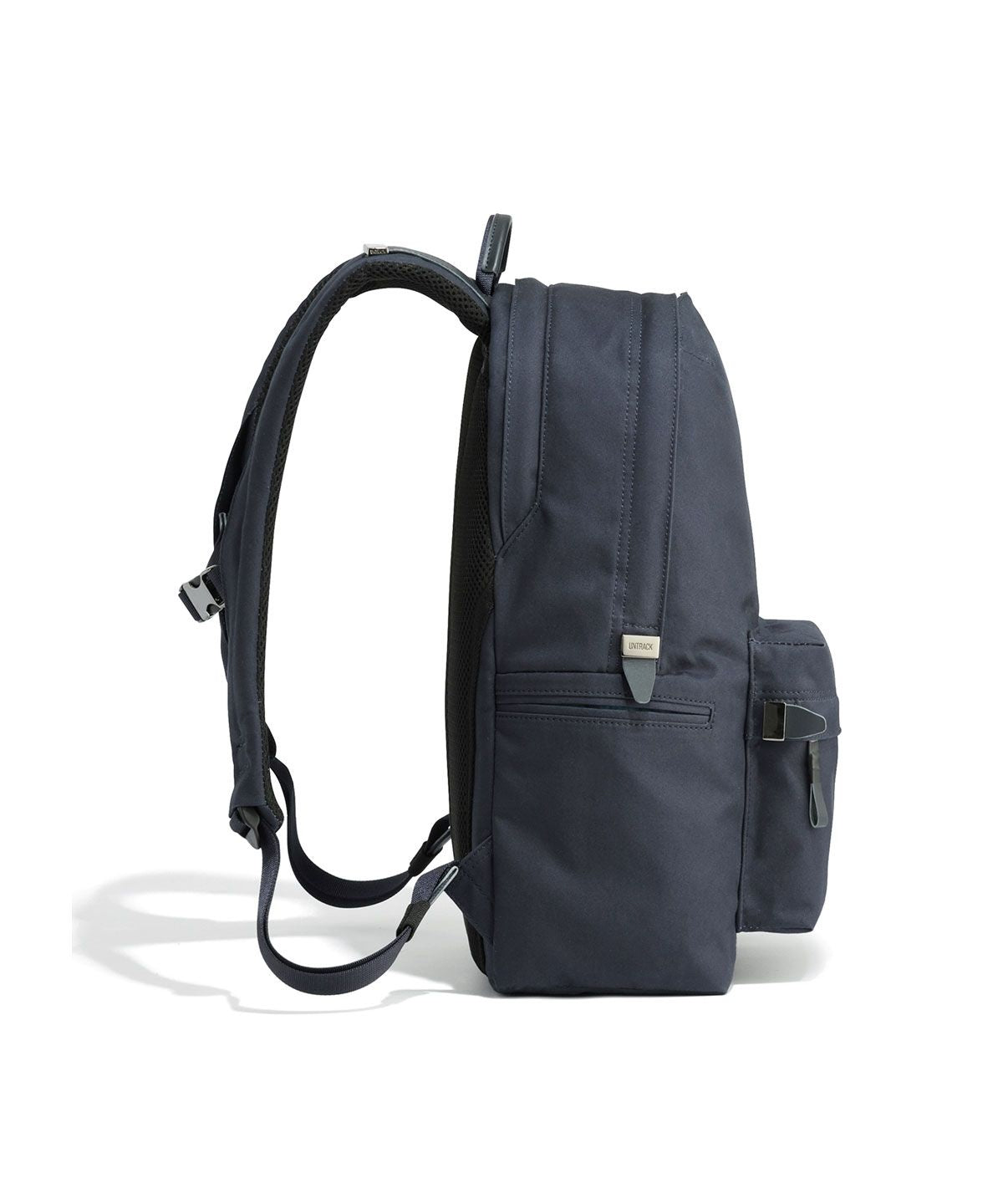 アントラック UNTRACK アントラック リュック デイパック バックパック UNTRACK A4 20L PC 2気室 旅行 撥水 軽い CITY/VT Day Pack S 60026 （ネイビー） ネイビー