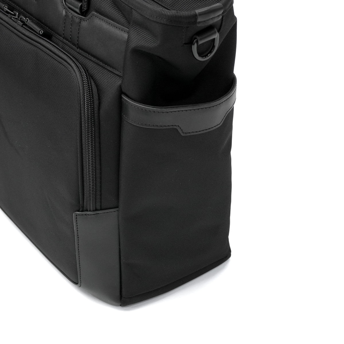 ゼロハリバートン ZERO HALLIBURTON 正規品5年保証 トートバッグ メンズ 出張 PC 14inch キャリーオン 大きい ブランド ビジネストート ショルダー 通勤 A4 B4 18L 2WAY ZEST3 Tote Bag 81737 （ブラック） ブラック
