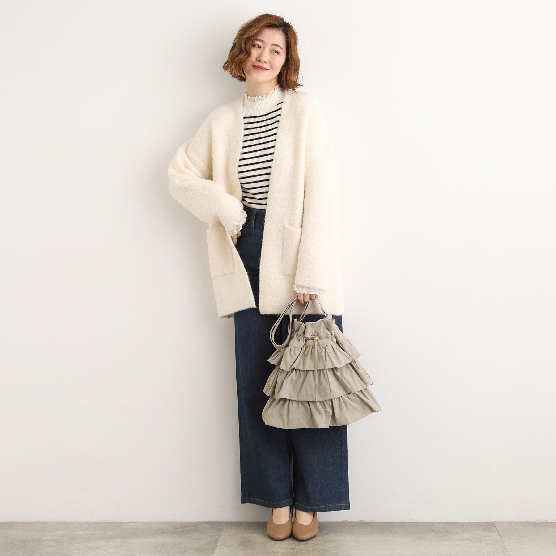 グローブ grove 【撥水】ティアードドロストショルダー （ブラック(019)） ブラック(019)