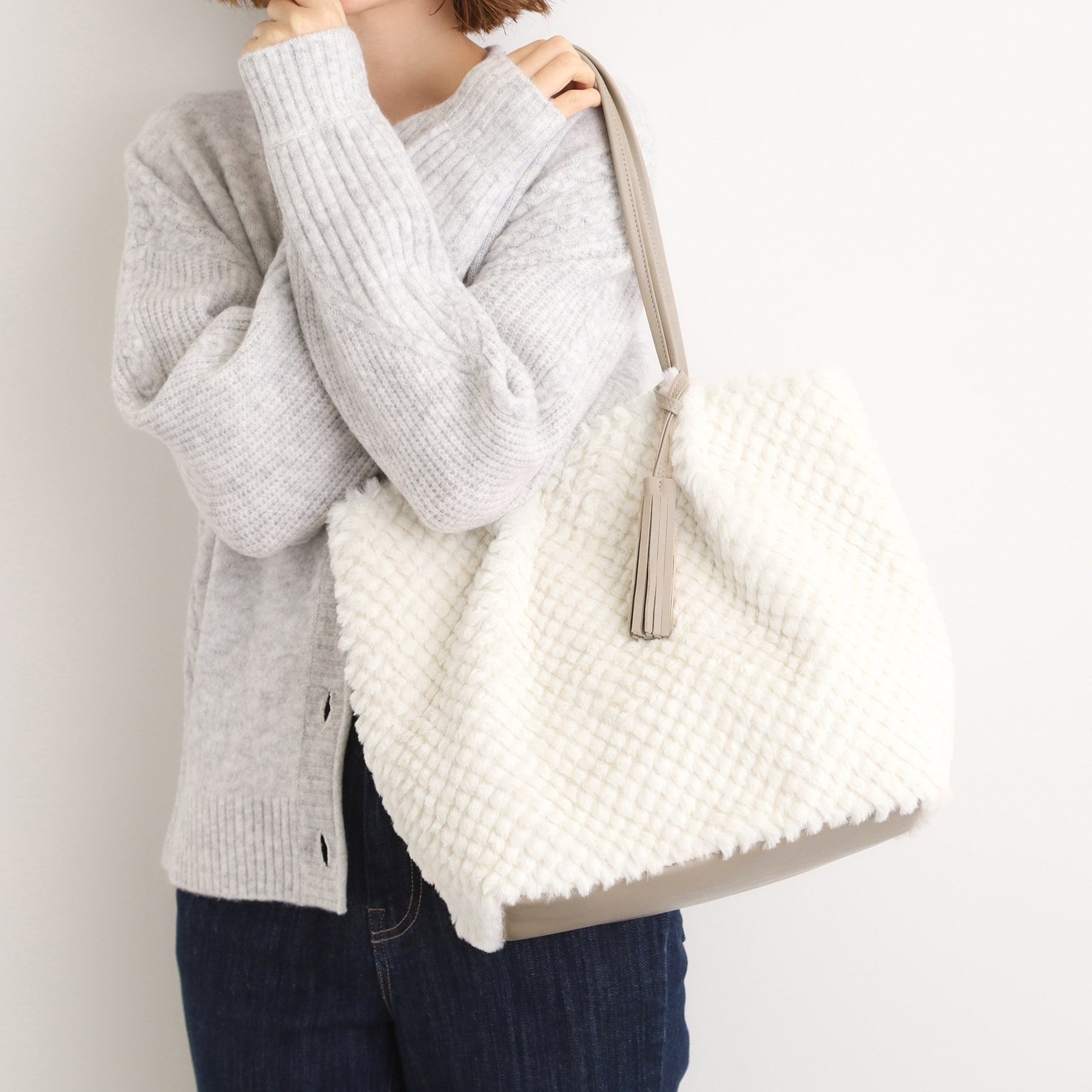 グローブ grove ポコポコエコファータッセルトート （アイボリー(004)） アイボリー(004)