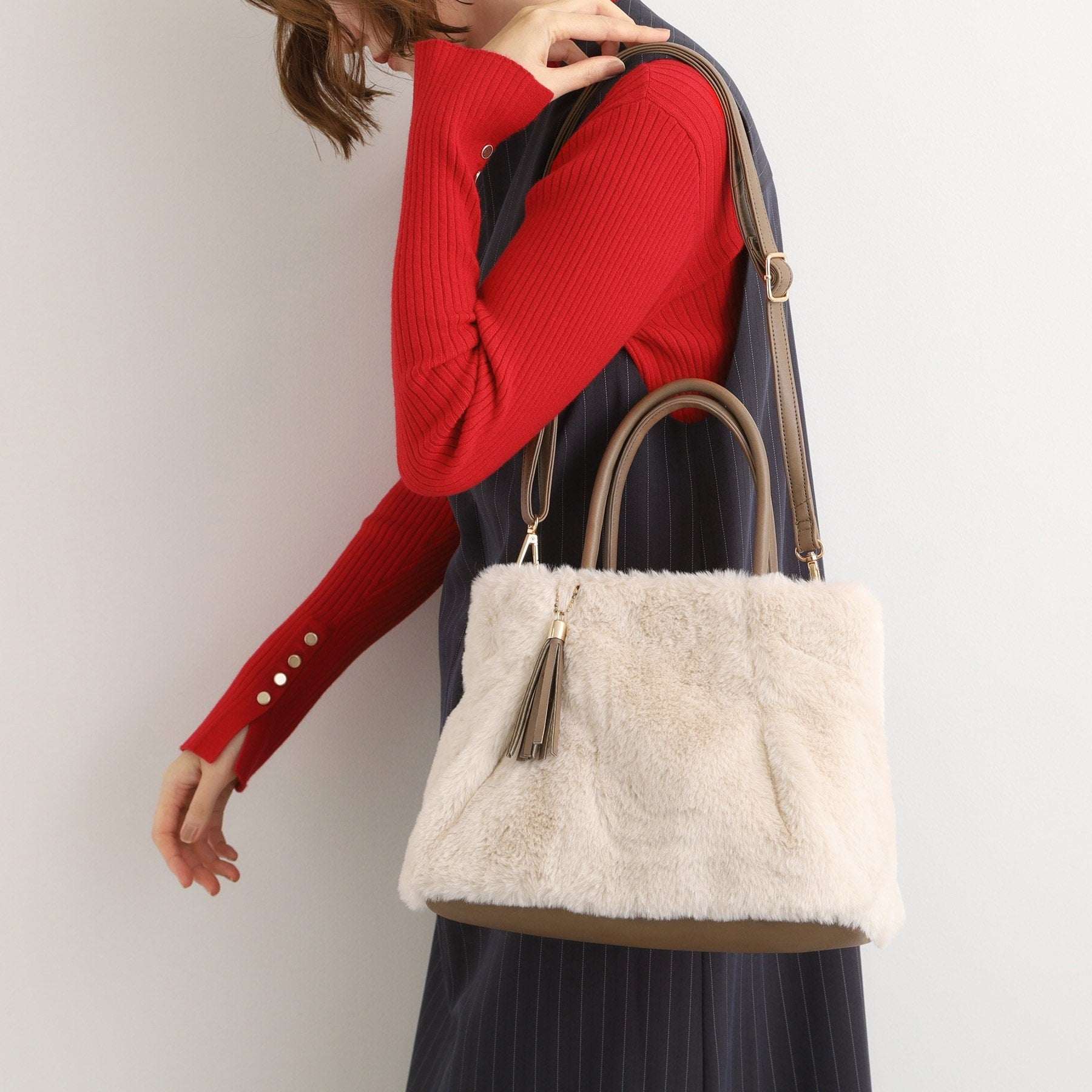 グローブ grove タックタッセルエコファー2WAYトート （アイボリー(004)） アイボリー(004)