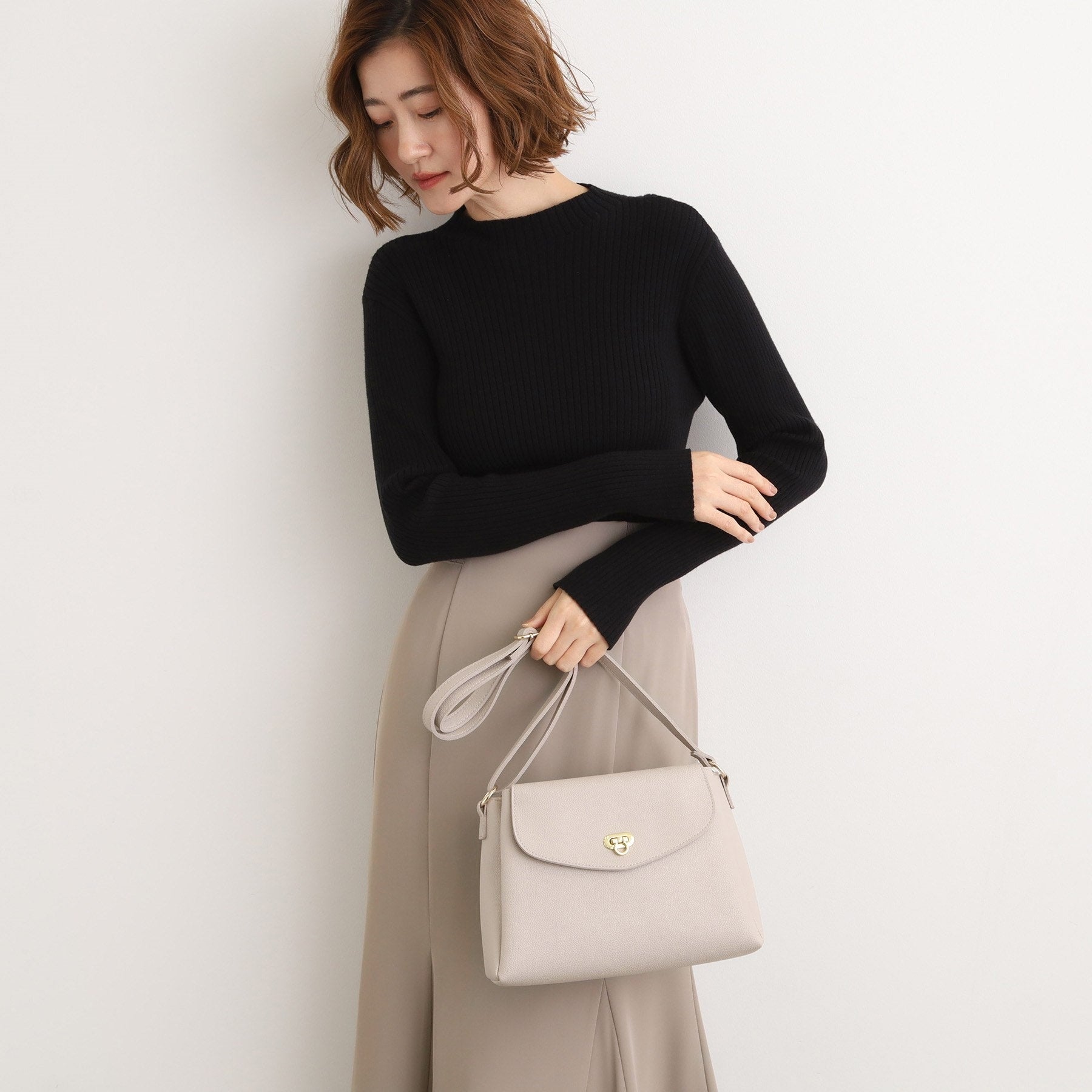 グローブ grove 人間工学フラップ3層ショルダー （ブラックシルバー(009)） ブラックシルバー(009)