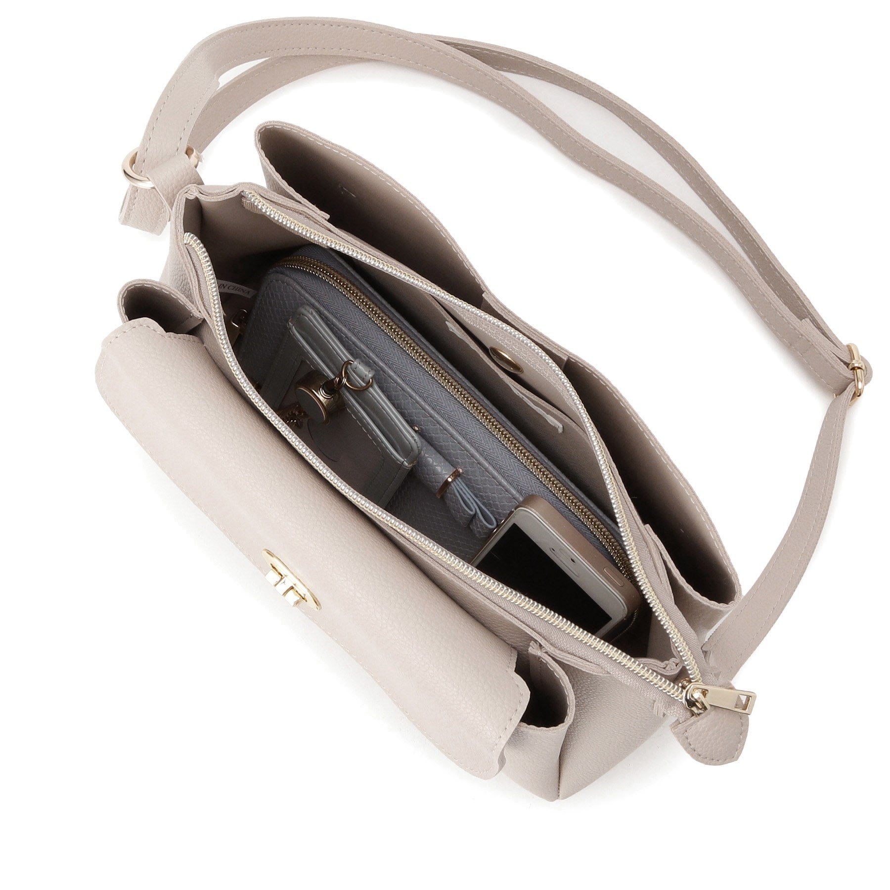 グローブ grove 人間工学フラップ3層ショルダー （ブラックシルバー(009)） ブラックシルバー(009)