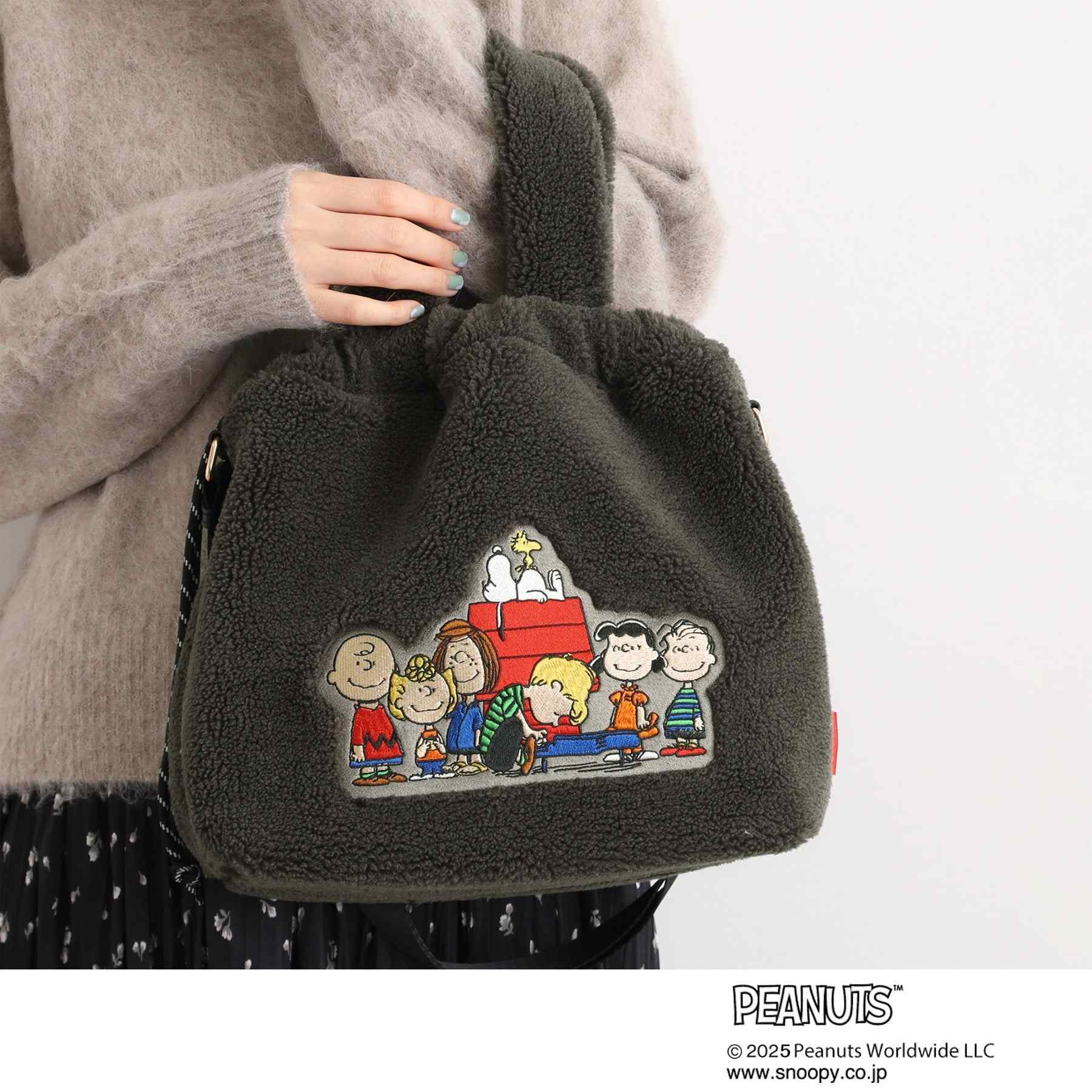 グローブ grove 【PEANUTS】ボア巾着トート （チャコールグレー(014)） チャコールグレー(014)