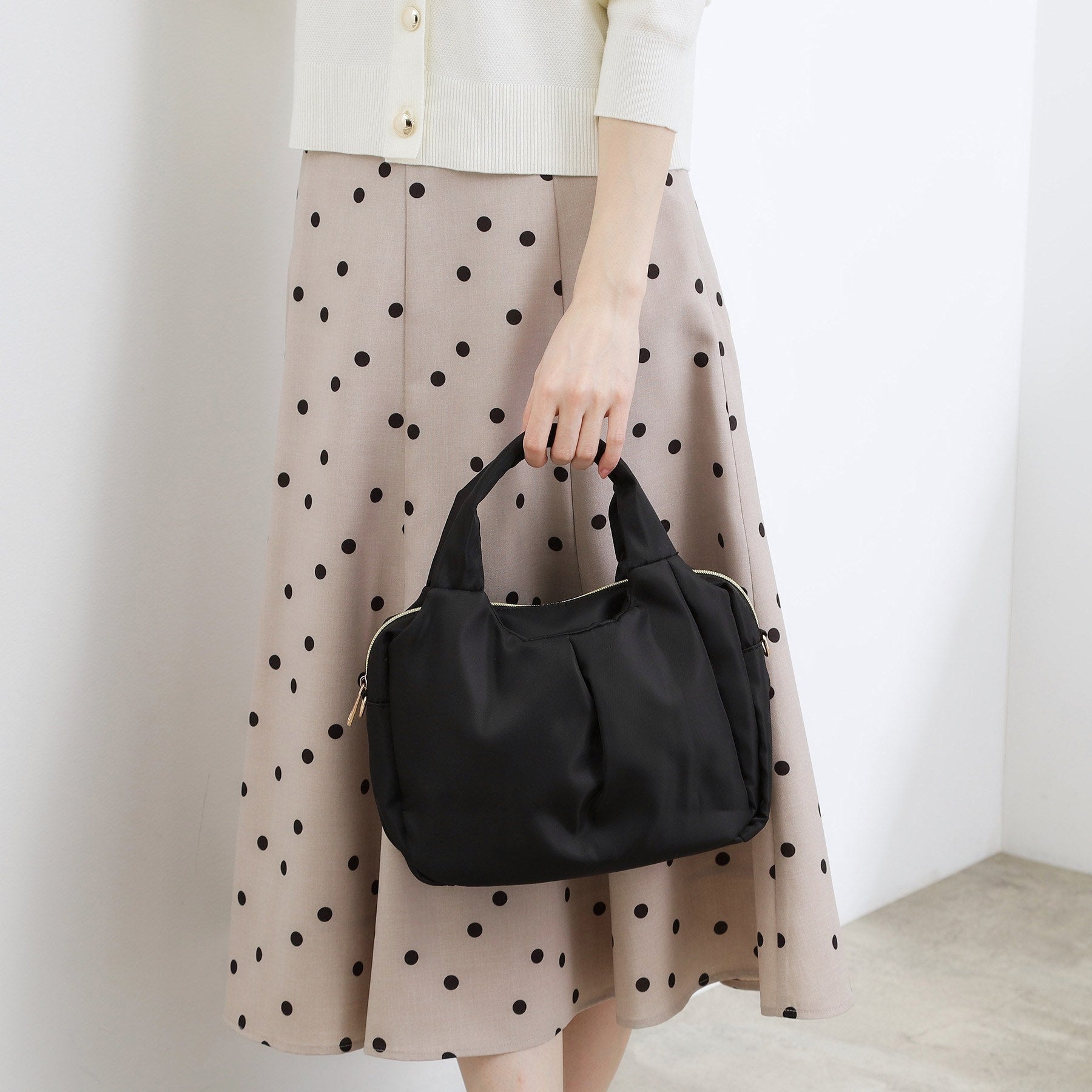 グローブ grove 【撥水】フロントタック2WAYトート （ライトグレー(011)） ライトグレー(011)