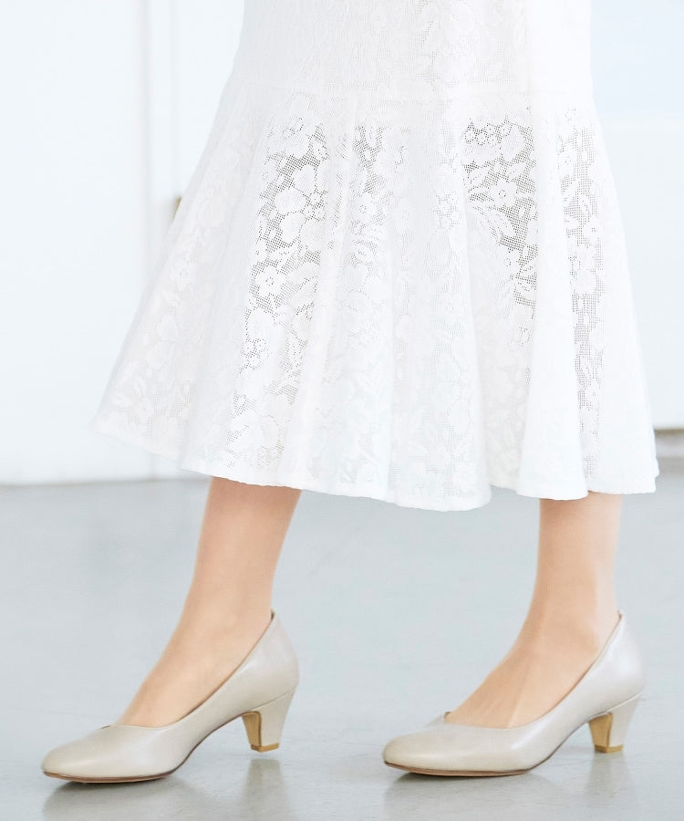 グローブ grove 【ふわっと心地よい足入れ】やわここち（R）Vカットパンプス（日本製） （ライトベージュ(051)） ライトベージュ(051)