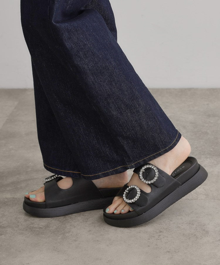 グローブ grove 厚底ダブルビジューバックルサンダル （アイボリー(004)） アイボリー(004)