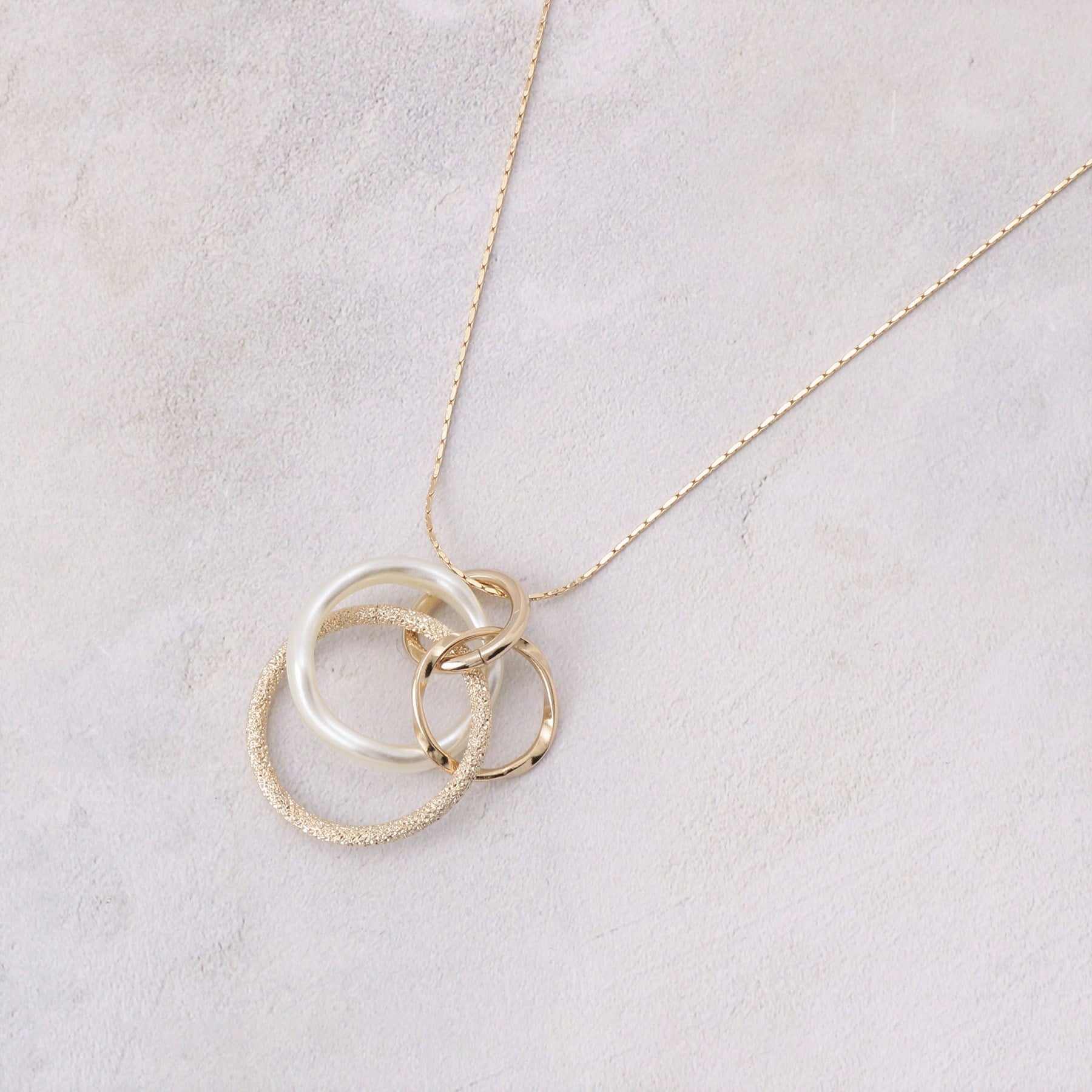 グローブ grove クリアパール調メニーリングネックレス （クリスタル/透明(000)） クリスタル/透明(000)