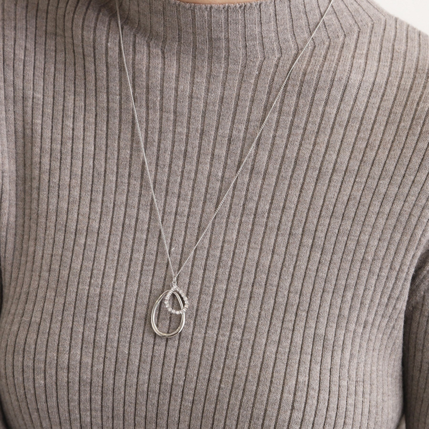 グローブ grove しずくメタルビジューリングネックレス （ゴールド(007)） ゴールド(007)