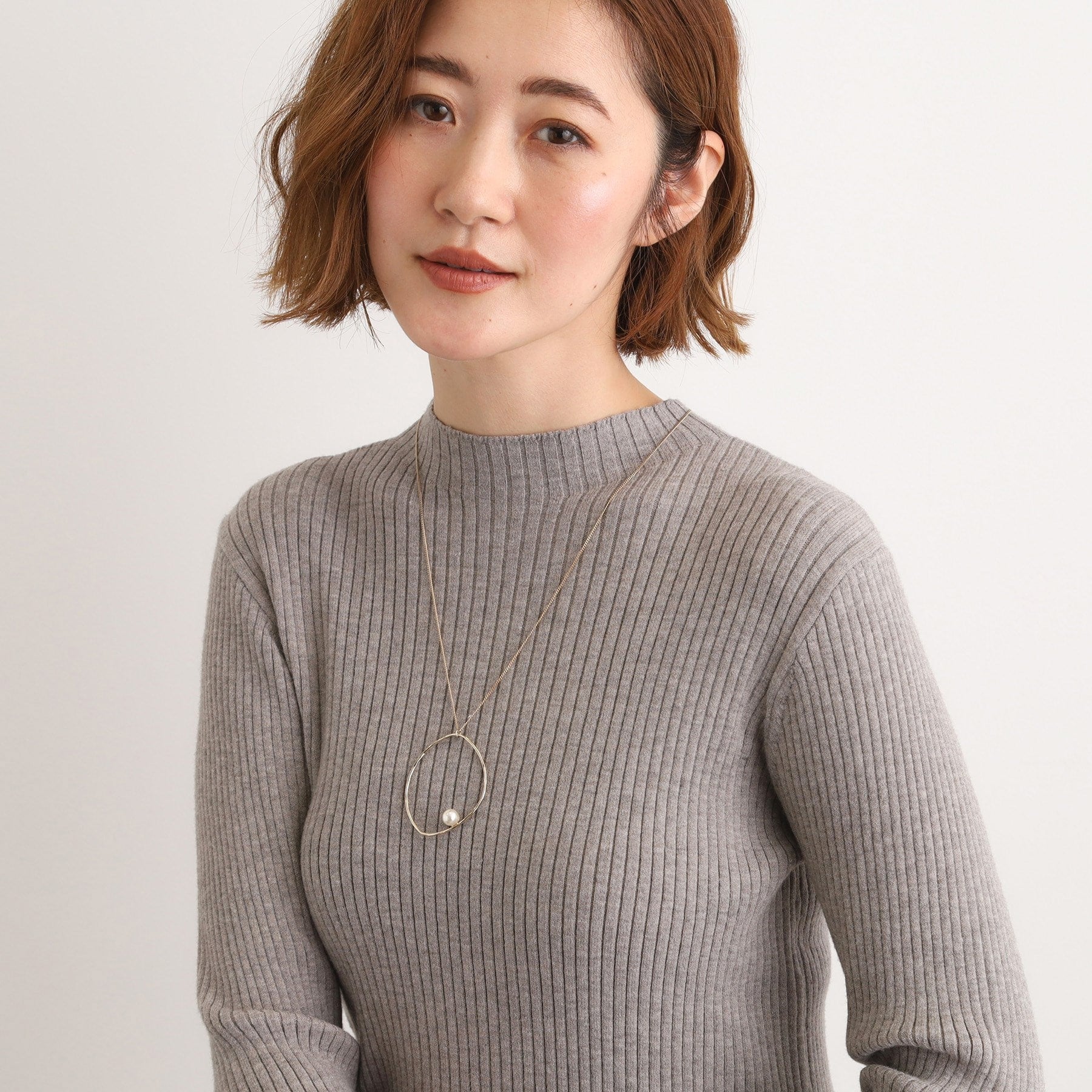 グローブ grove メタルビッグリングフェイクパールネックレス （ゴールド(007)） ゴールド(007)