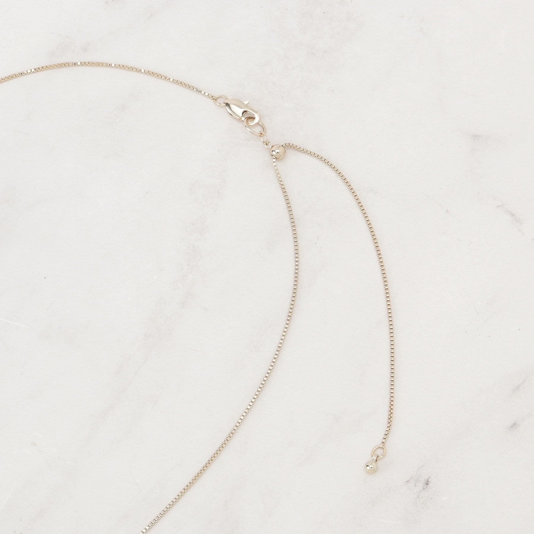 グローブ grove 3リングビジューネックレス （ピンクゴールド(005)） ピンクゴールド(005)