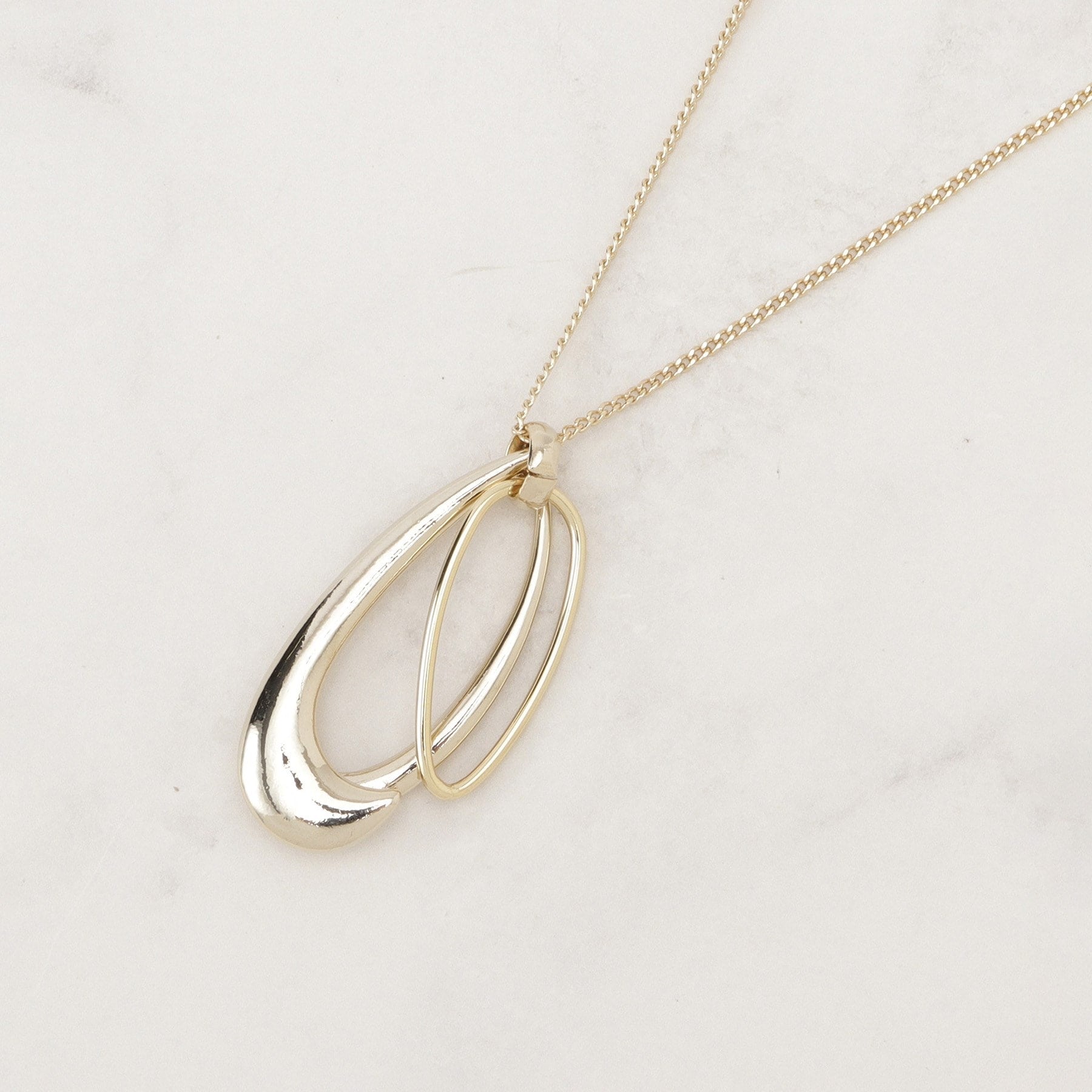 グローブ grove ダブルしずくモチーフネックレス （ゴールド(007)） ゴールド(007)