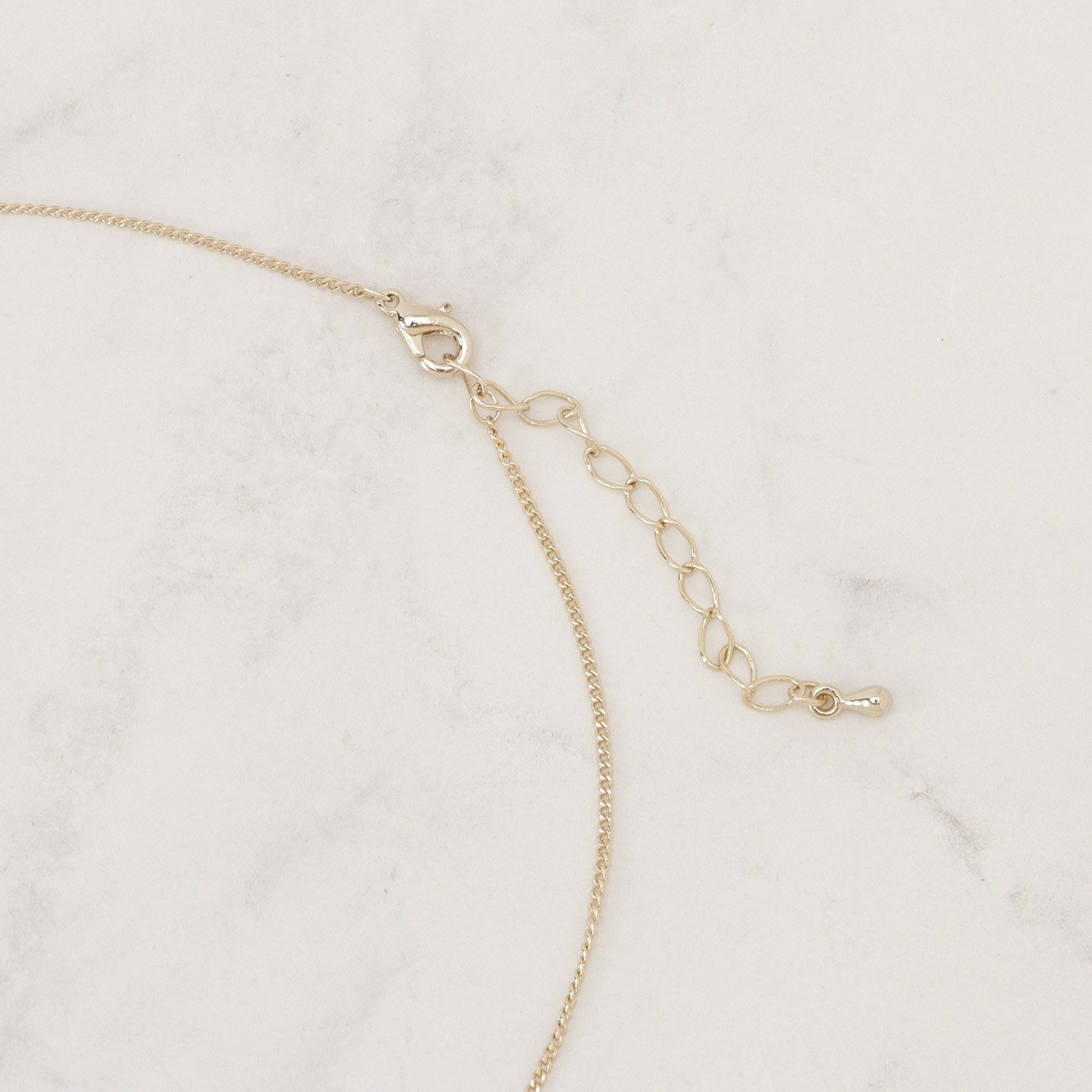 グローブ grove ダブルしずくモチーフネックレス （ゴールド(007)） ゴールド(007)