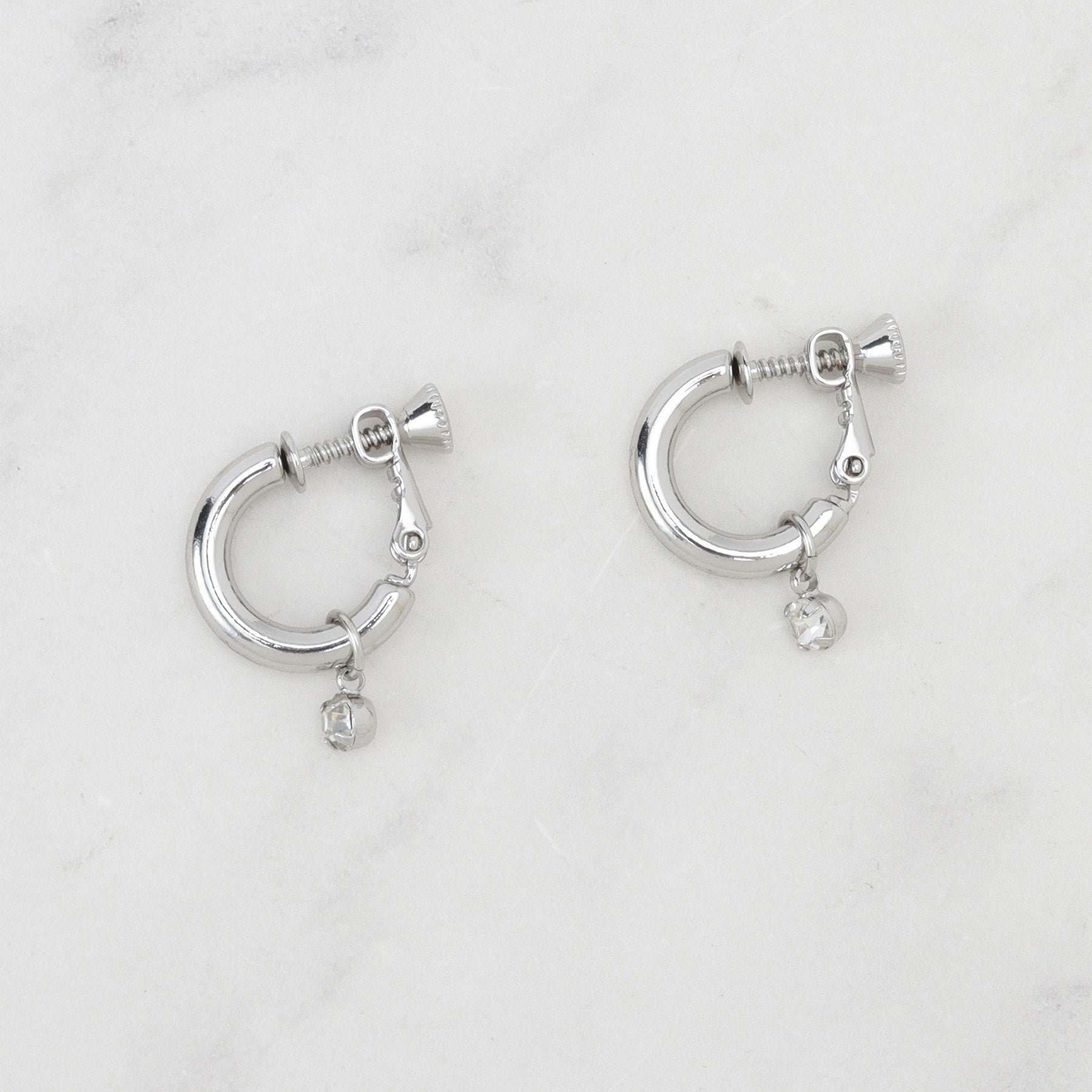 グローブ grove 【3WAY】ファービジューイヤリング （ライトグレー(011)） ライトグレー(011)