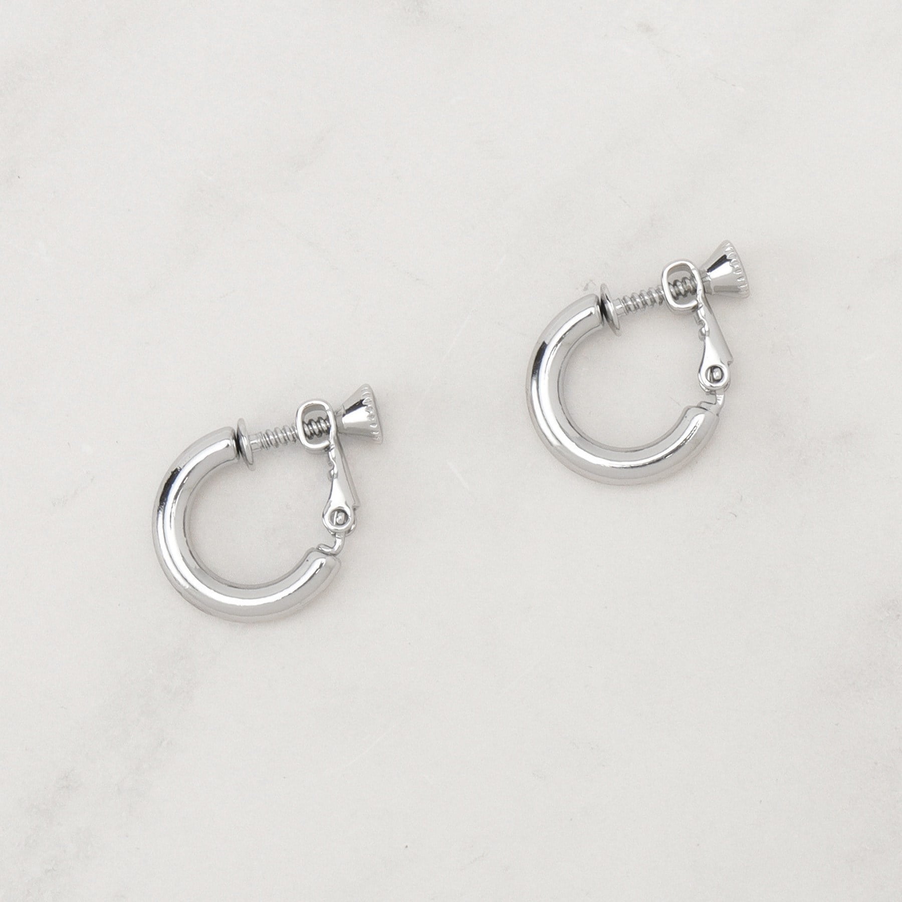 グローブ grove 【3WAY】ファービジューイヤリング （ライトグレー(011)） ライトグレー(011)